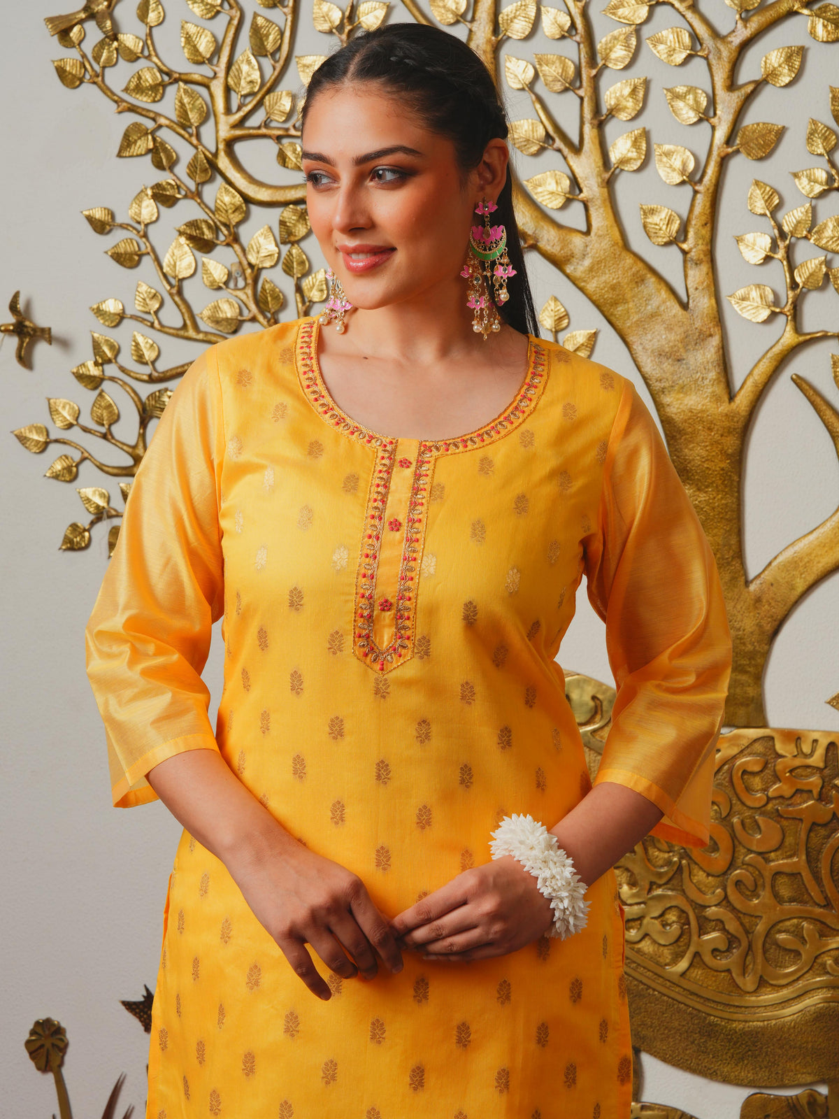 Embroidered Chanderi Jacquard Solid Yellow Kurta