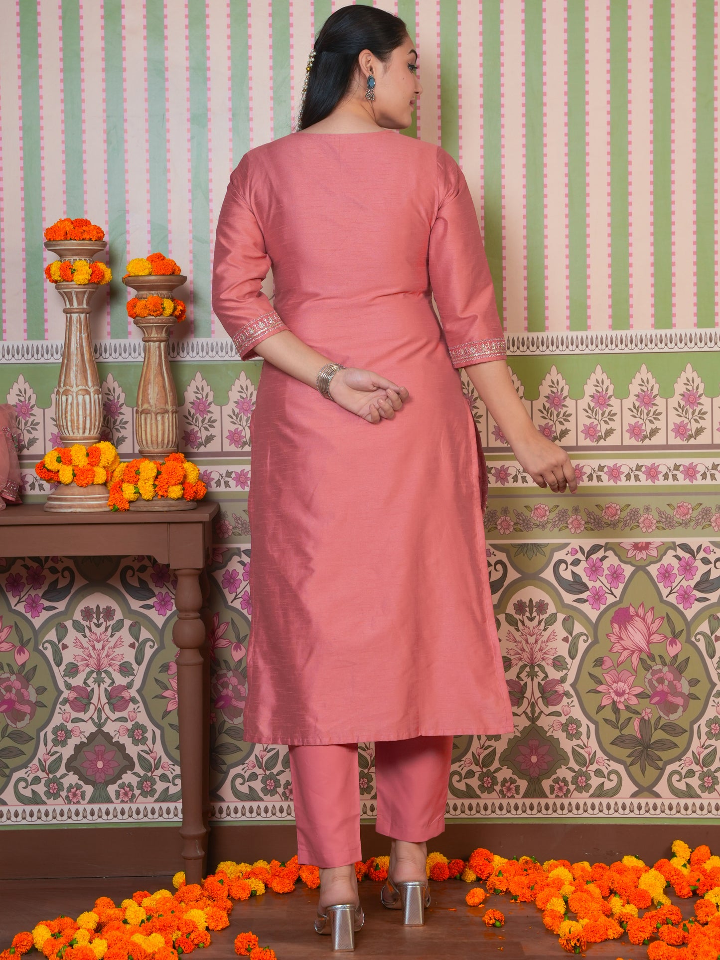 Embroidered Silk Jacquard Solid Peach Straight Kurta