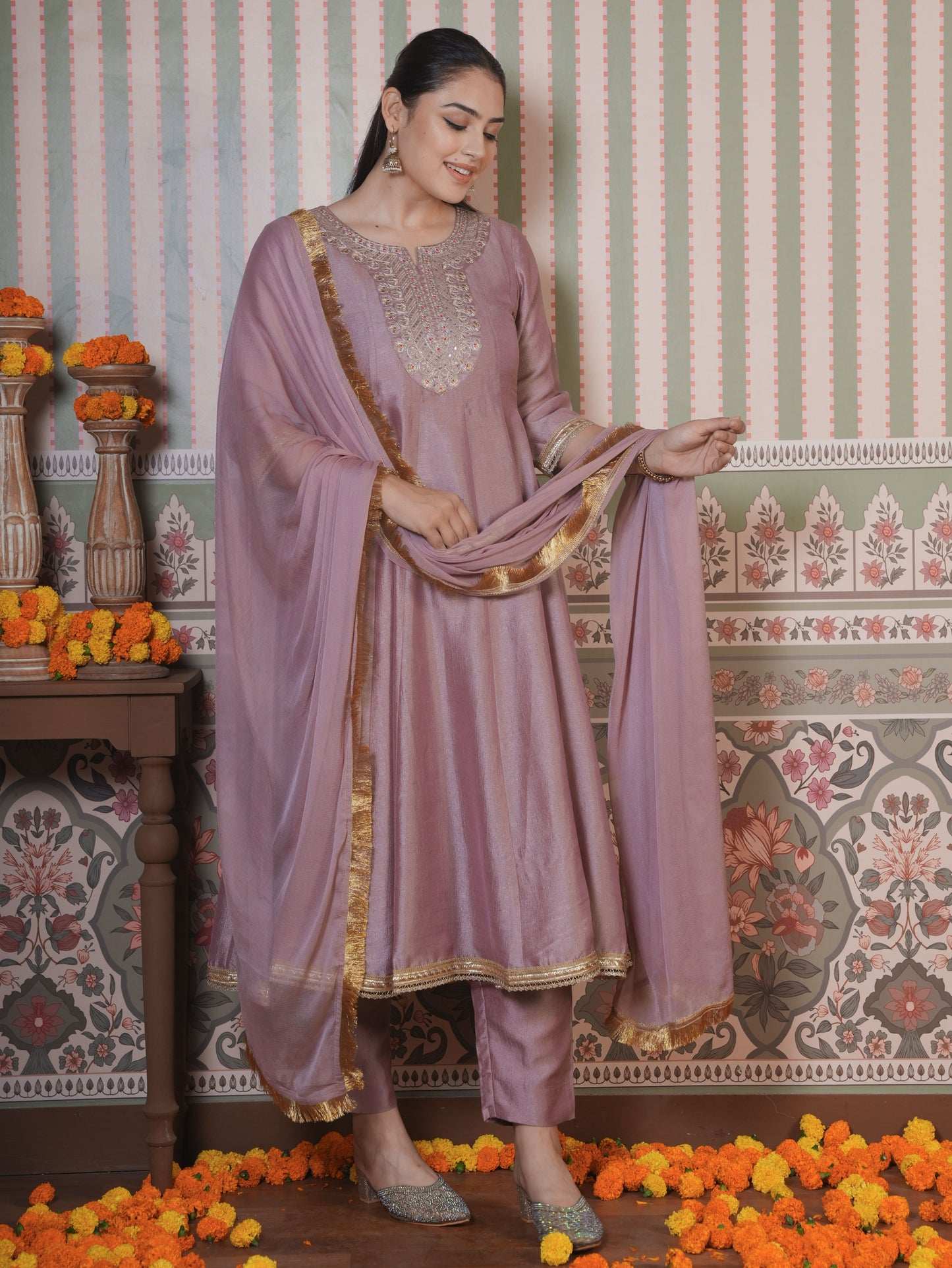 Embroidered Blended Silk Solid Anarkali Onion Pink Kurta