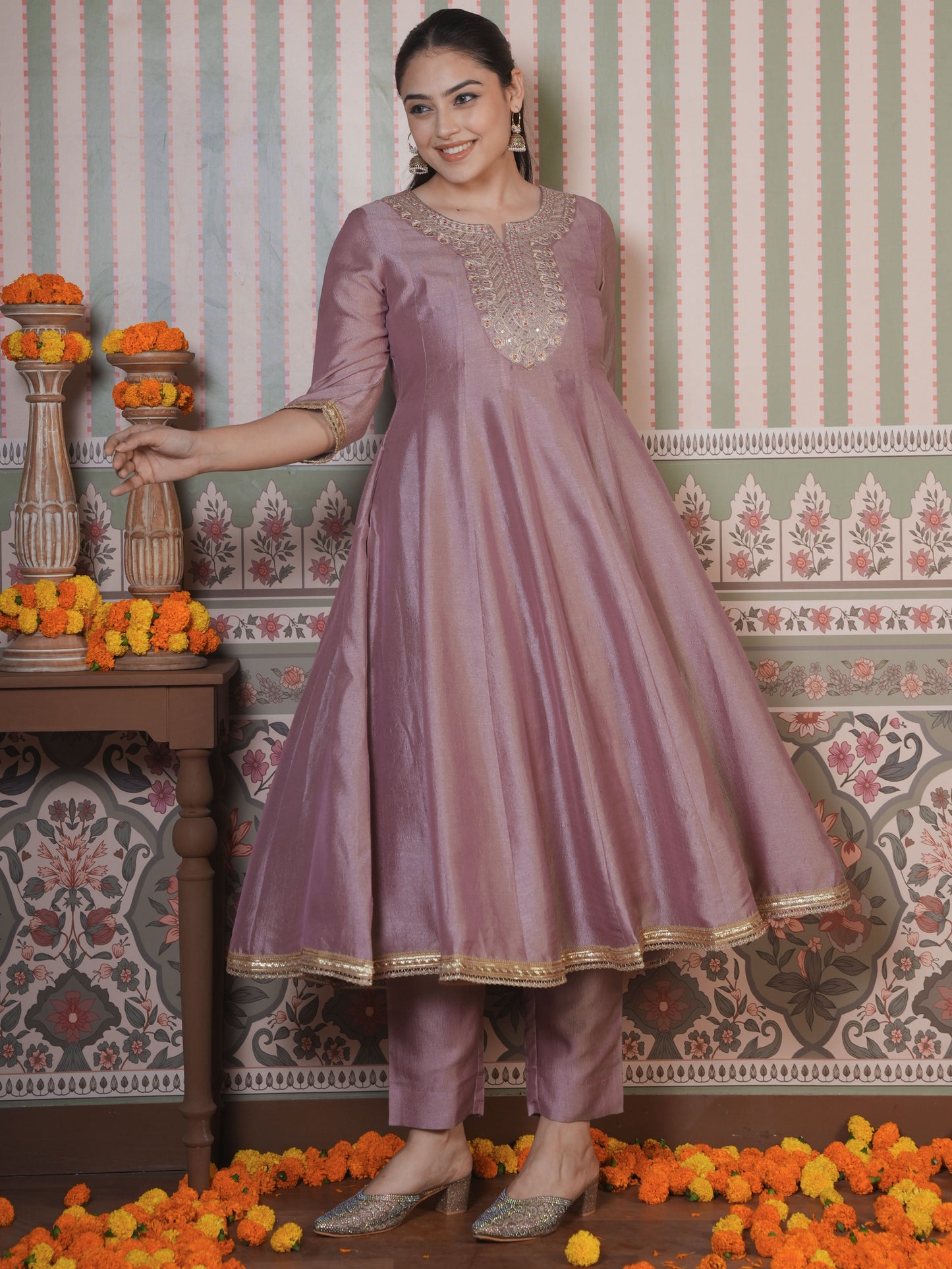 Embroidered Blended Silk Solid Anarkali Onion Pink Kurta
