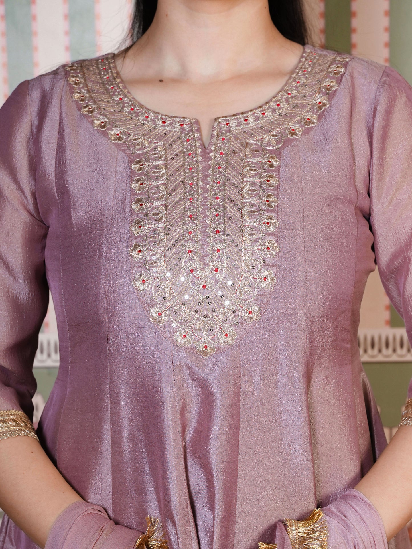 Embroidered Silk Blend Solid Onion Pink Kurta
