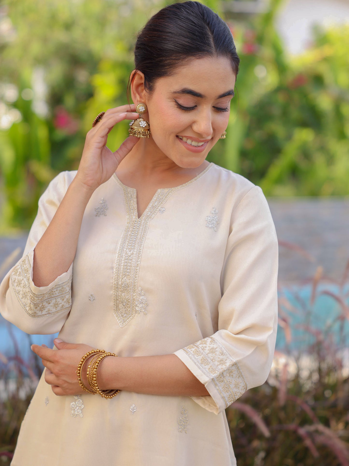 Embroidered Tissue Solid Straight Off White Kurta