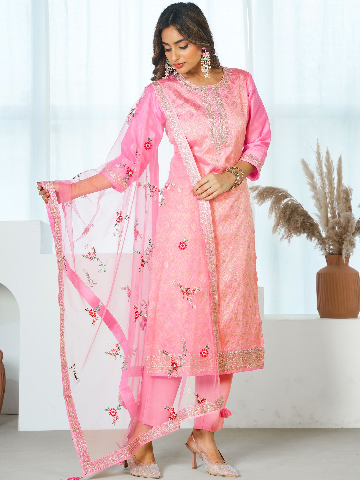 Embroidered Silk Jacquard Pink Kurta