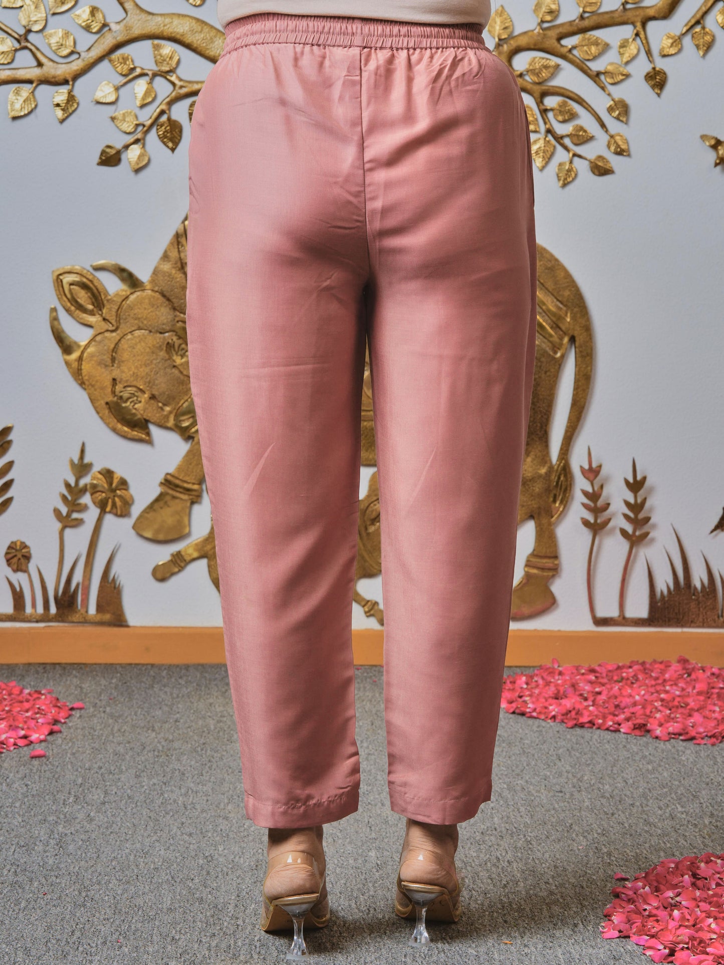 Embroidered Chiffon Solid Dusty Pink Kurta