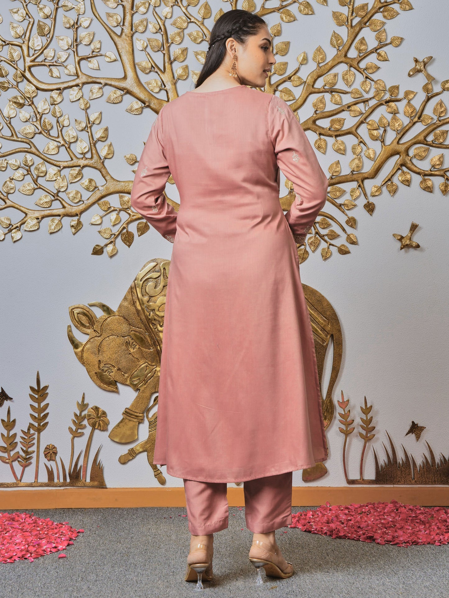 Embroidered Chiffon Solid Dusty Pink Kurta
