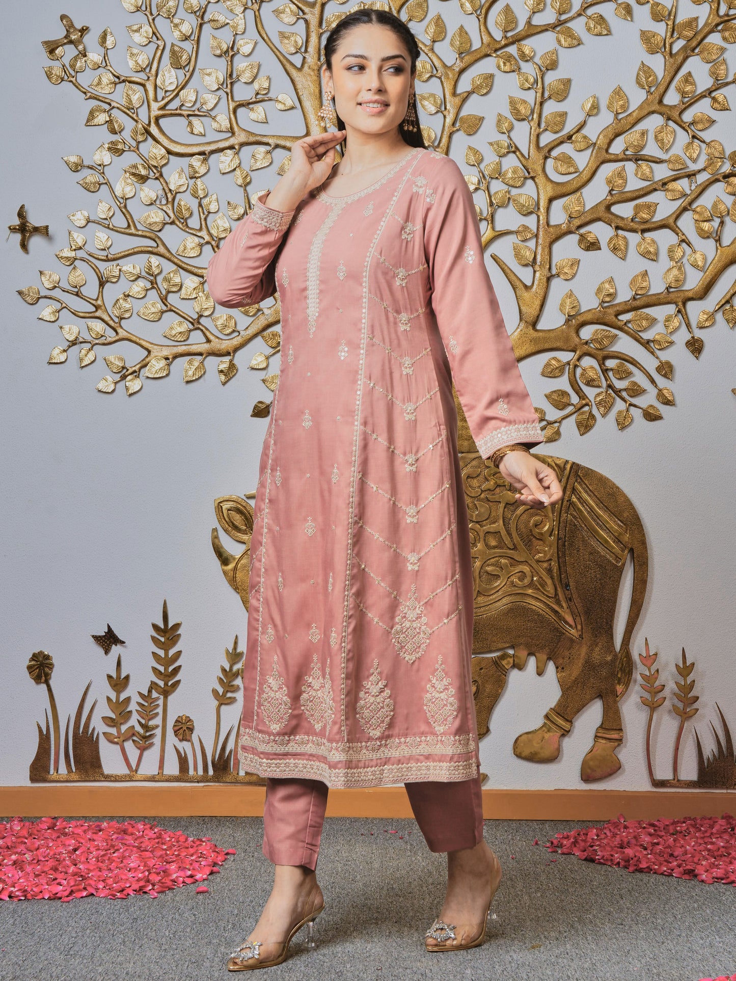 Embroidered Chiffon Solid Dusty Pink Kurta