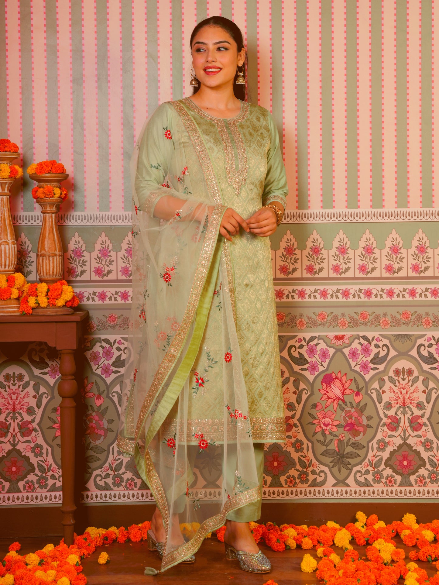 Embroidered Solid Mint Green Dupatta