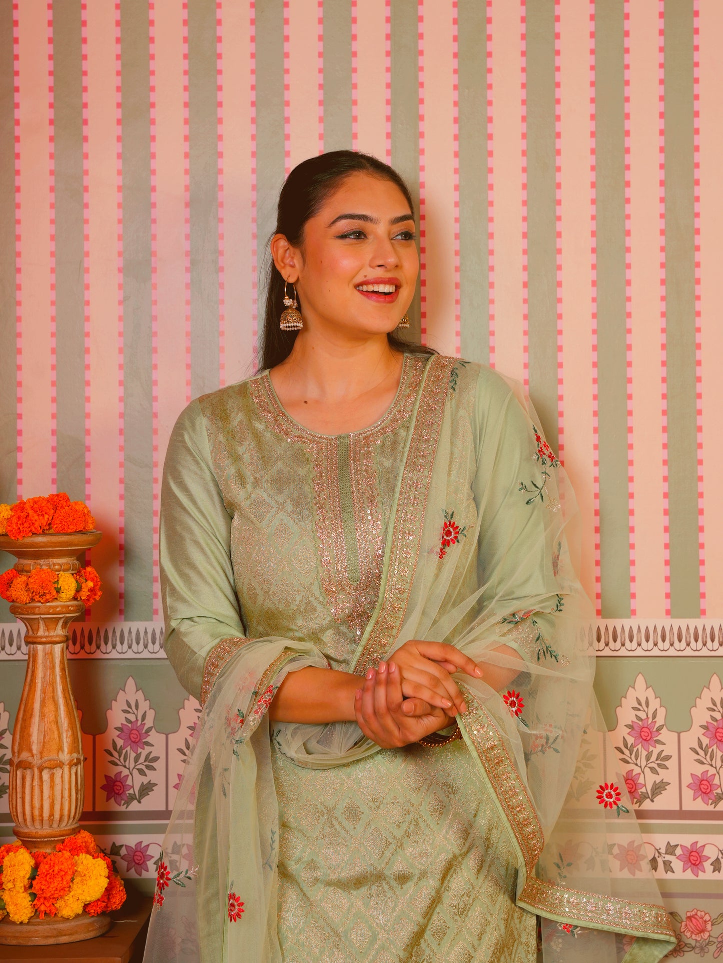 Embroidered Silk Jacquard Solid Mint Straight Green Kurta