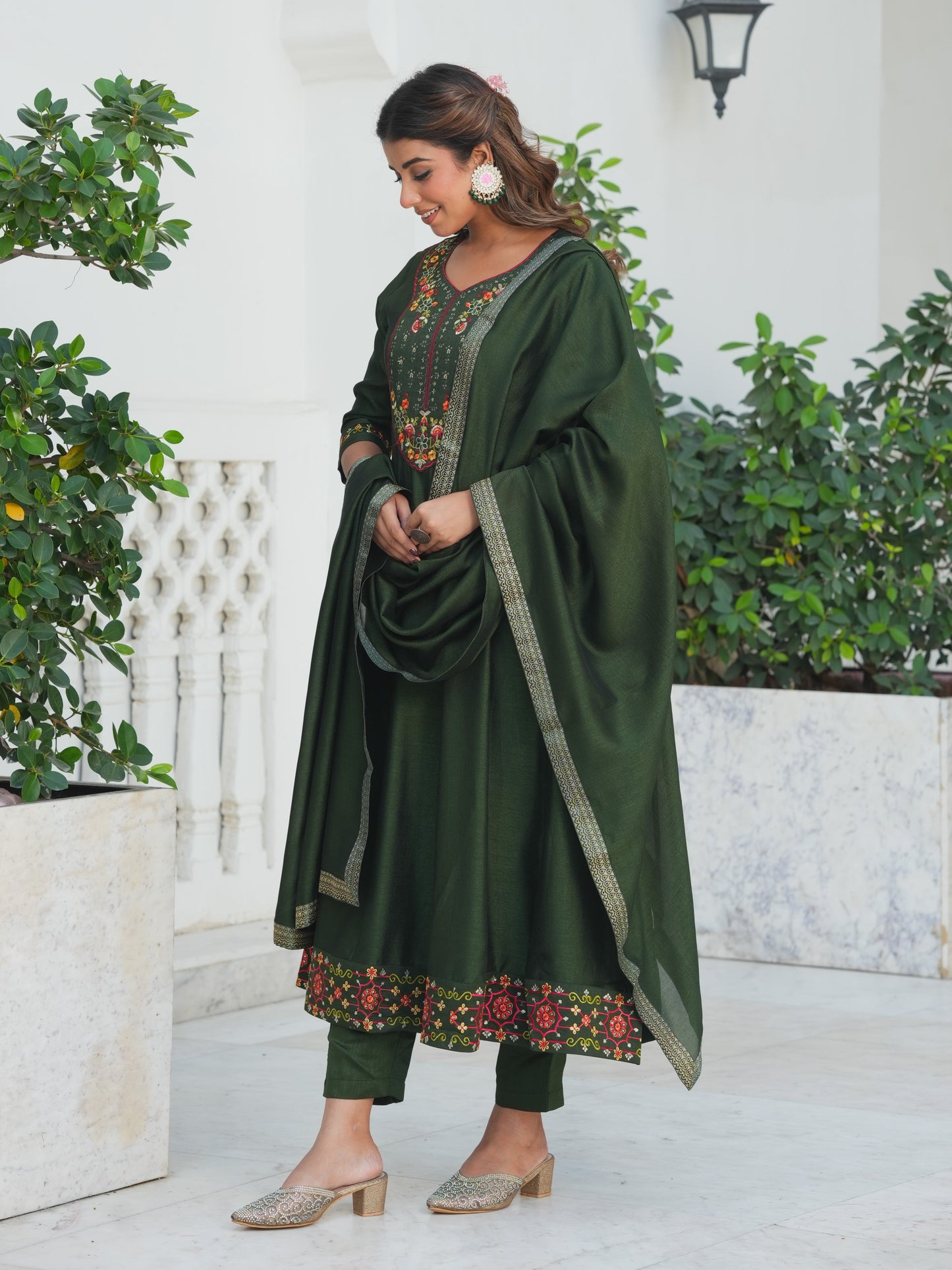 Embroidered Poly Silk Solid Bottle Green Kurta