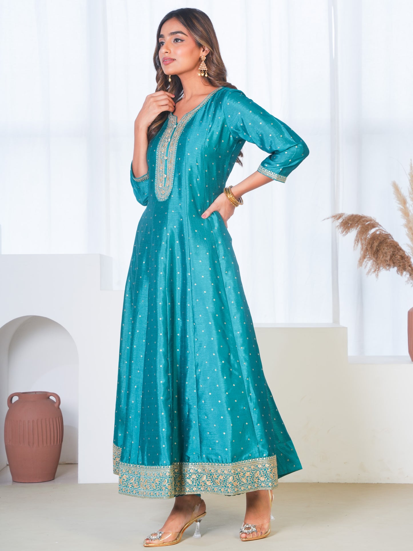 Embroidered Blended Silk Gold foil Peacock Green Kurta