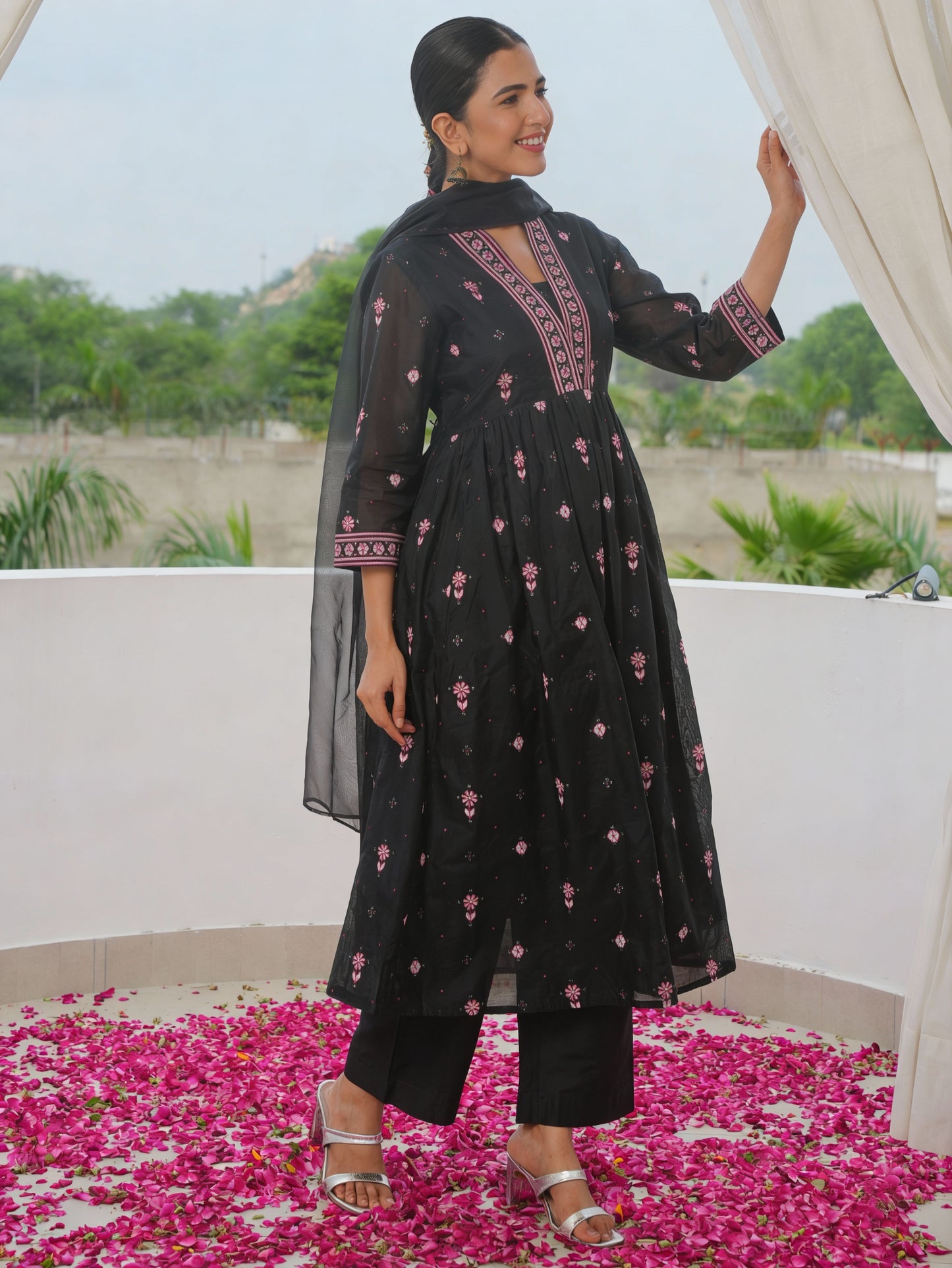 Chanderi Geometric Anarkali Black Kurta