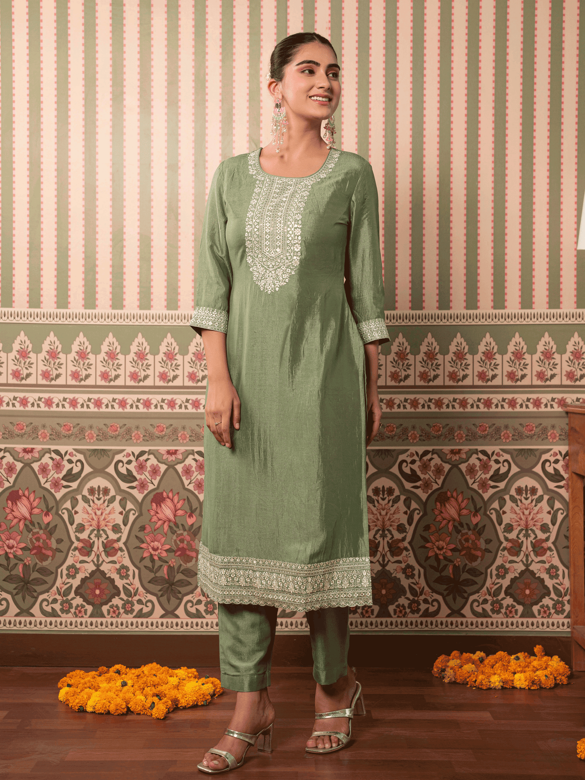 Embroidered Blended Silk Solid Mint Green Straight Kurta