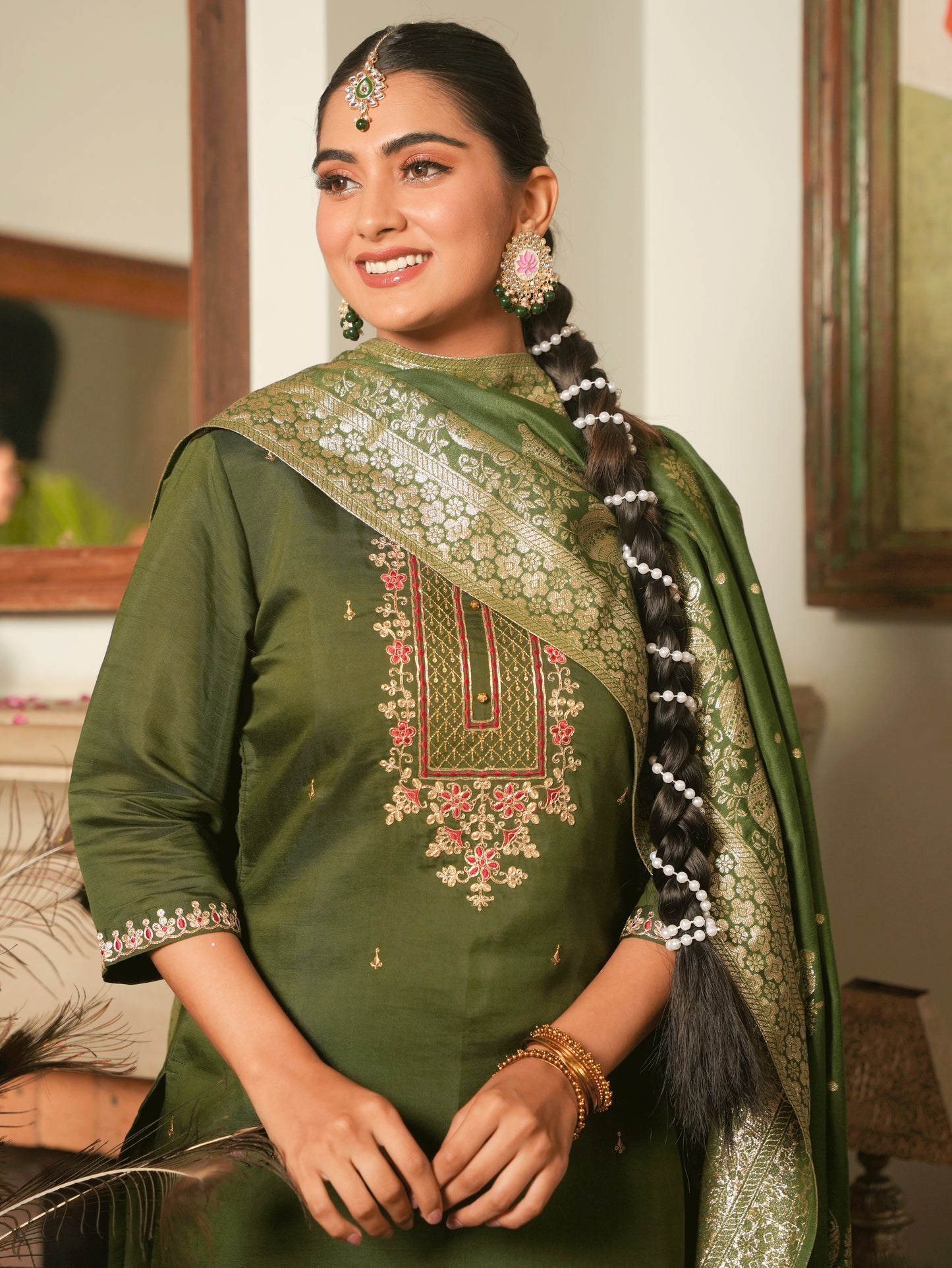 Embroidered Chanderi Green Straight Kurta