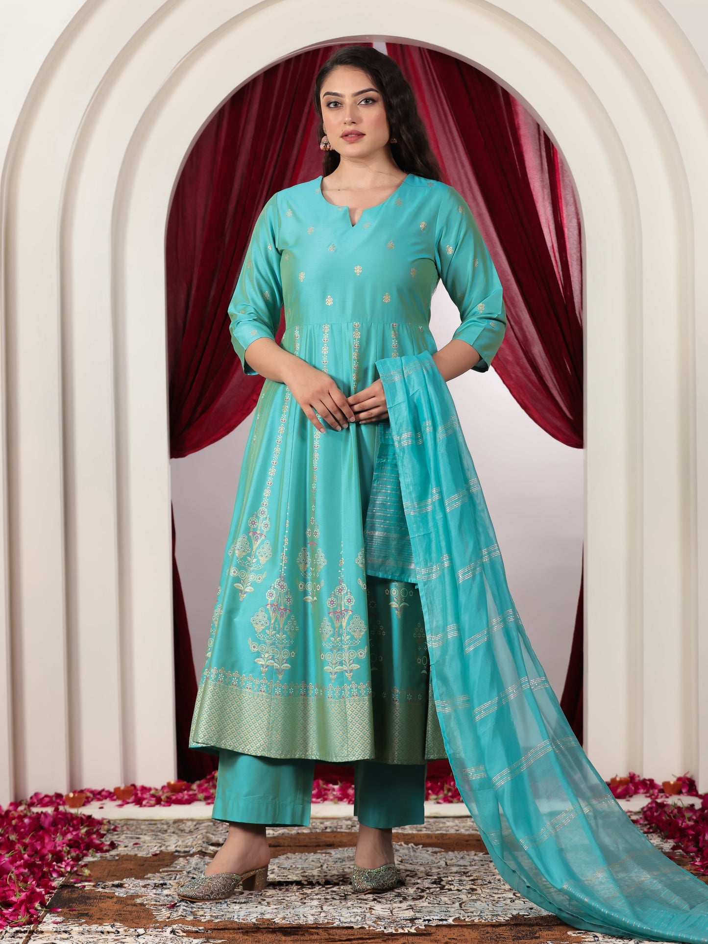 Blended Silk Solid Turquoise Dupatta