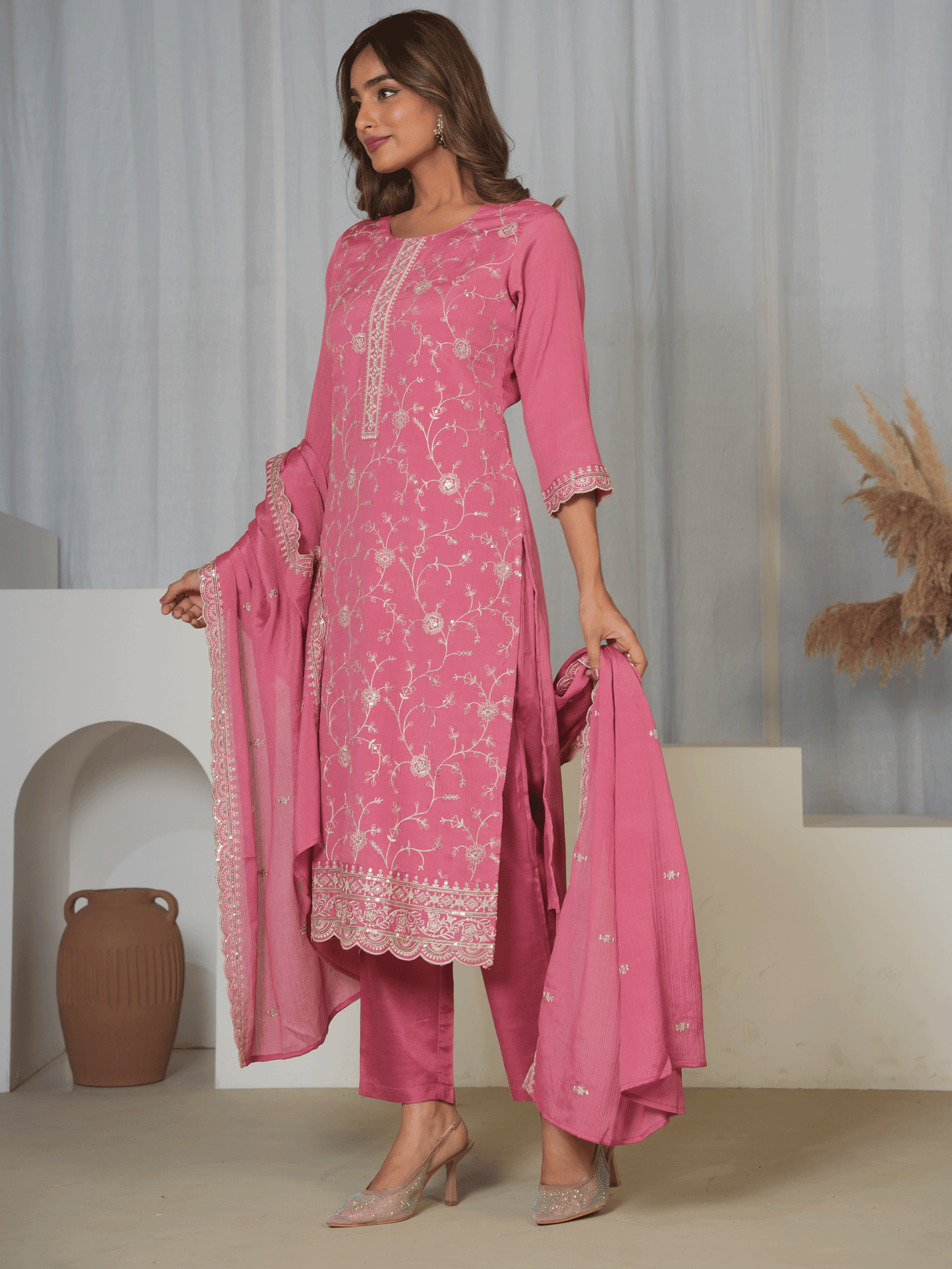 Embroidered Chiffon Solid Dusty Pink Dupatta
