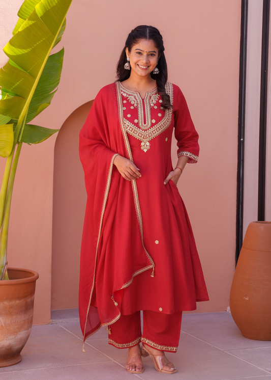 Embroidered Silk Blend Solid Red Dupatta