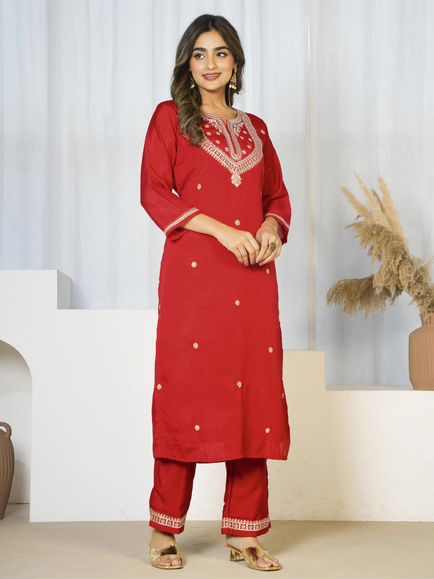 Embroidered Blended Silk Solid Red Straight Kurta