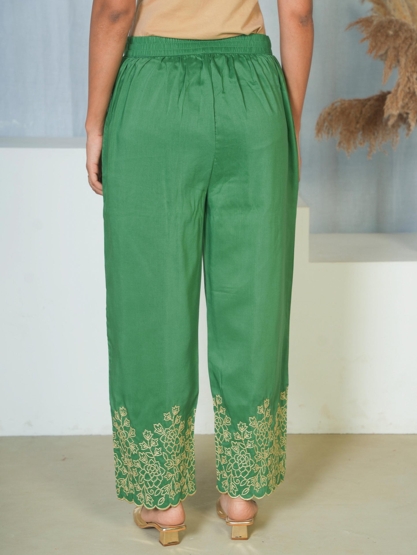 Chiffon Solid Light green Trousers