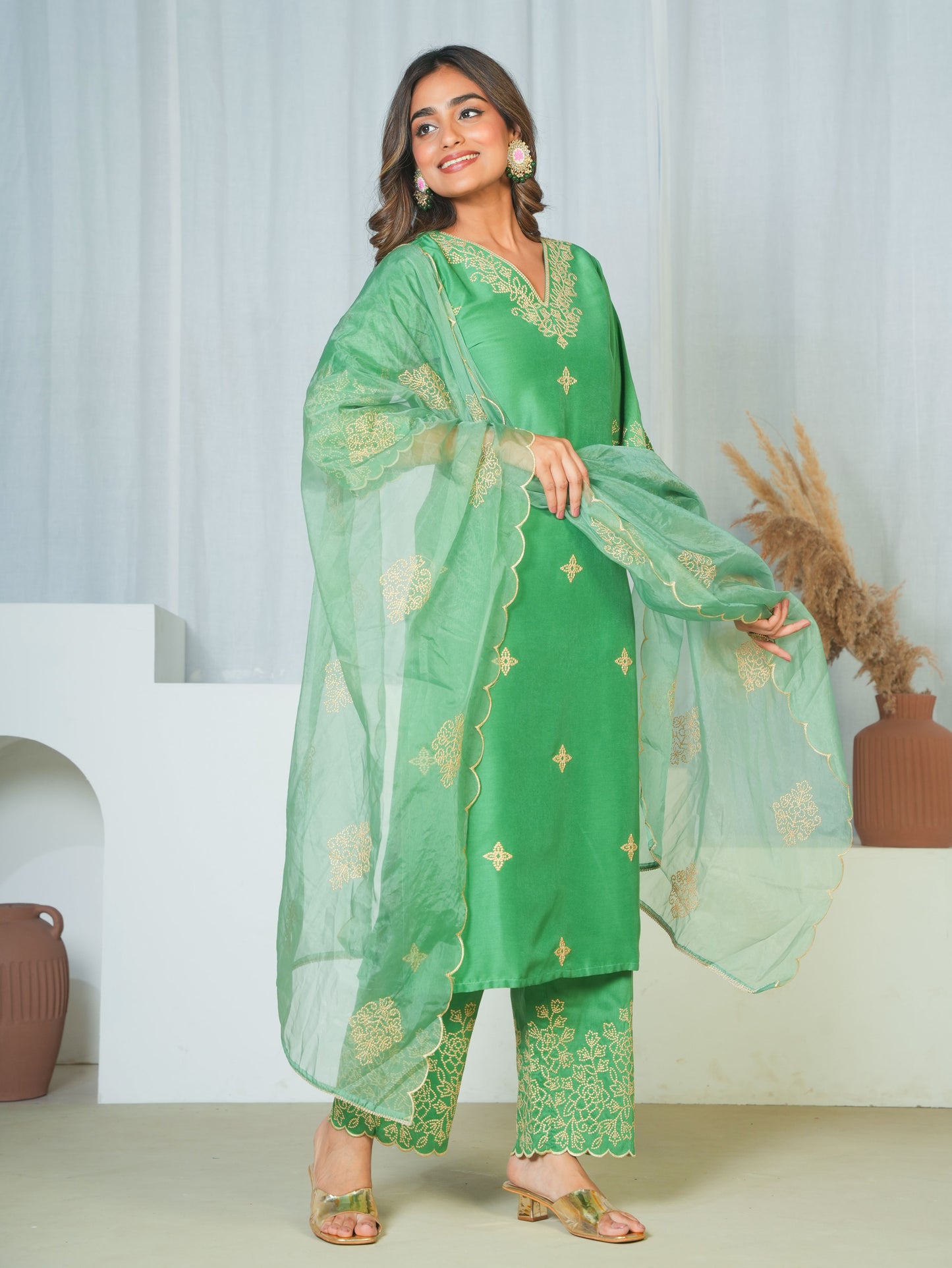 Embroidered Poly Chinon Solid Light green Kurta