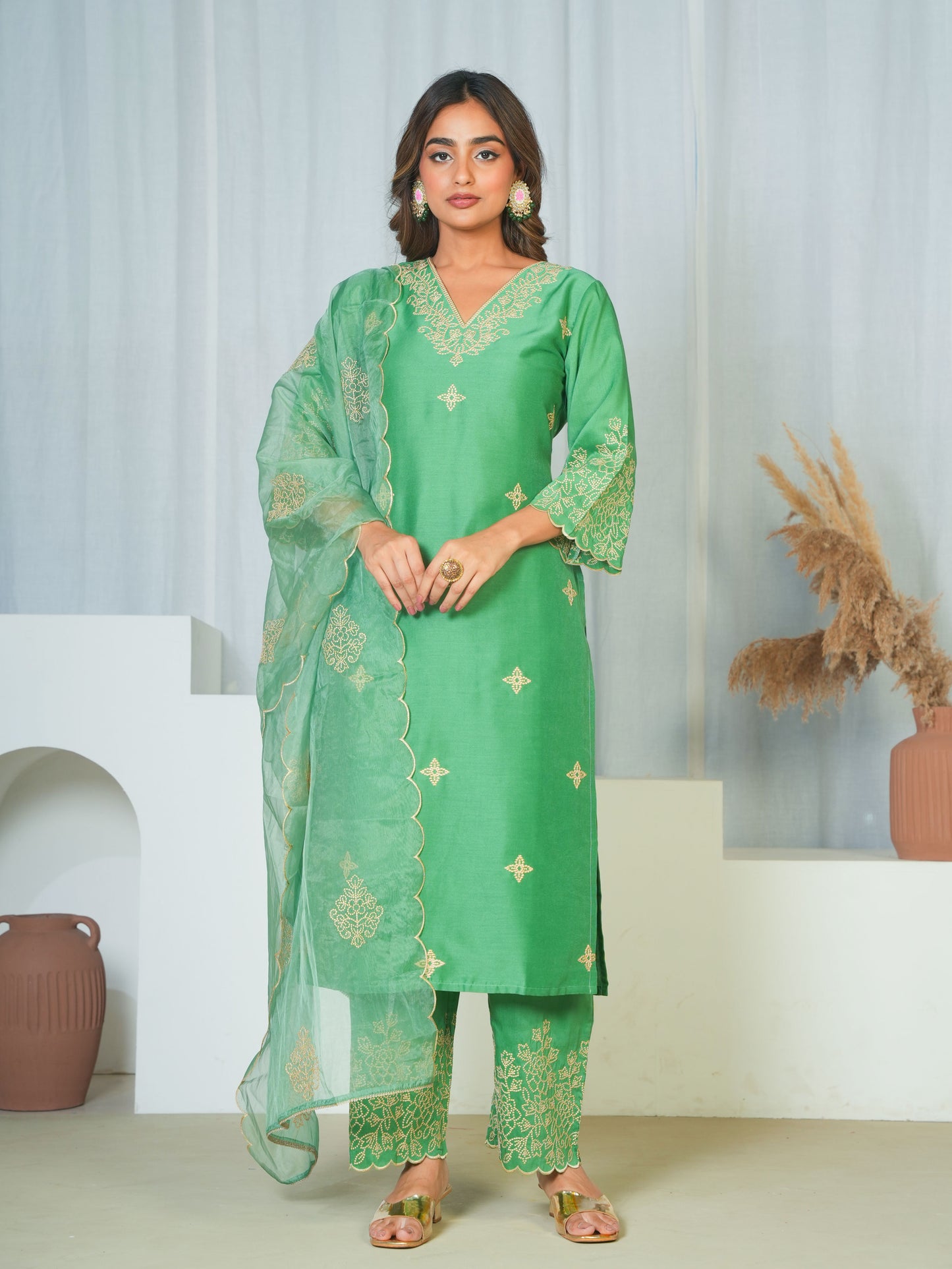 Embroidered Poly Chinon Solid Light green Kurta