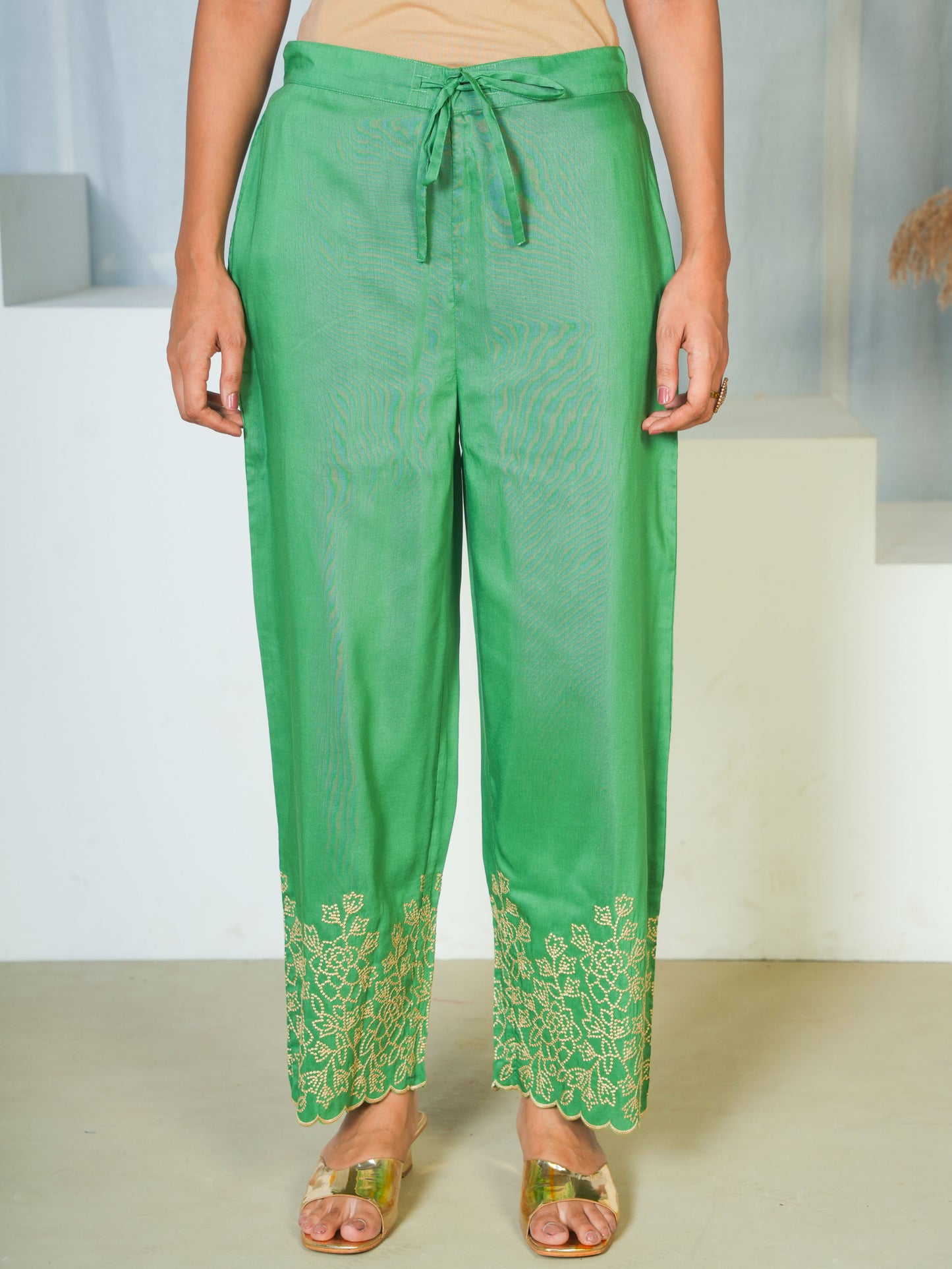 Embroidered Poly Chinon Solid Light green Kurta