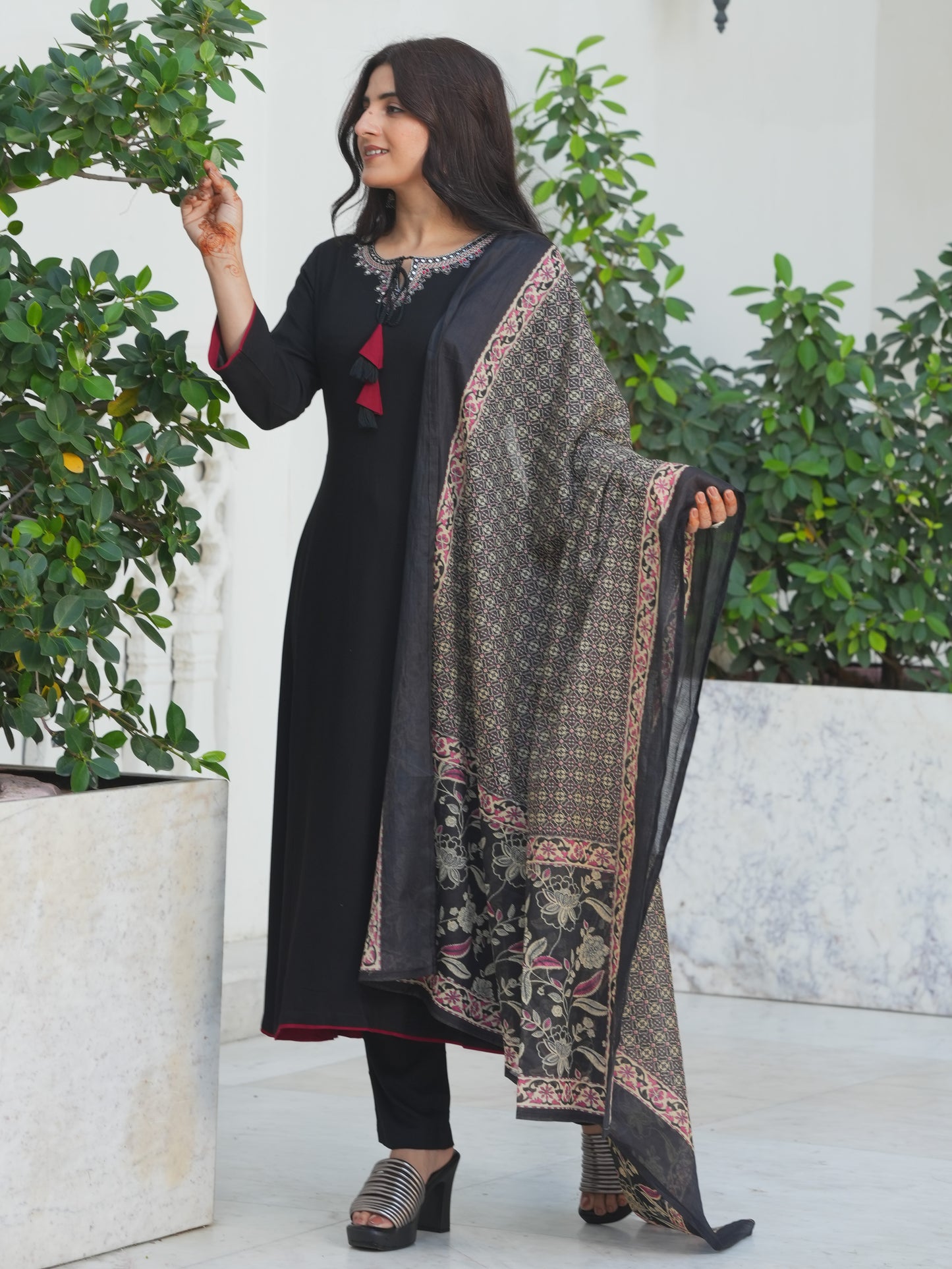 Soft Cotton Black Dupatta