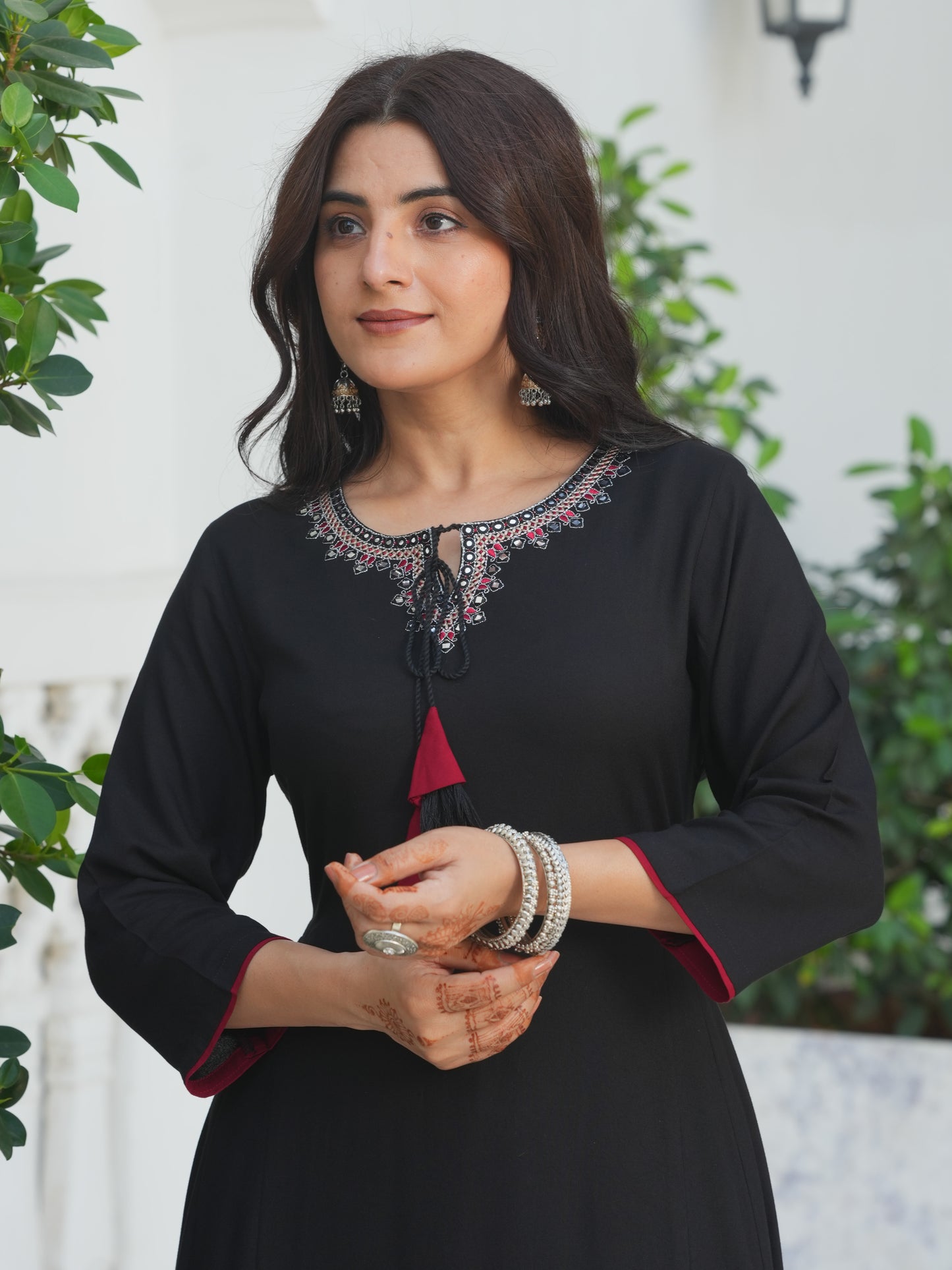Embroidered Viscose Solid Anarkali Anarkali Black Kurta