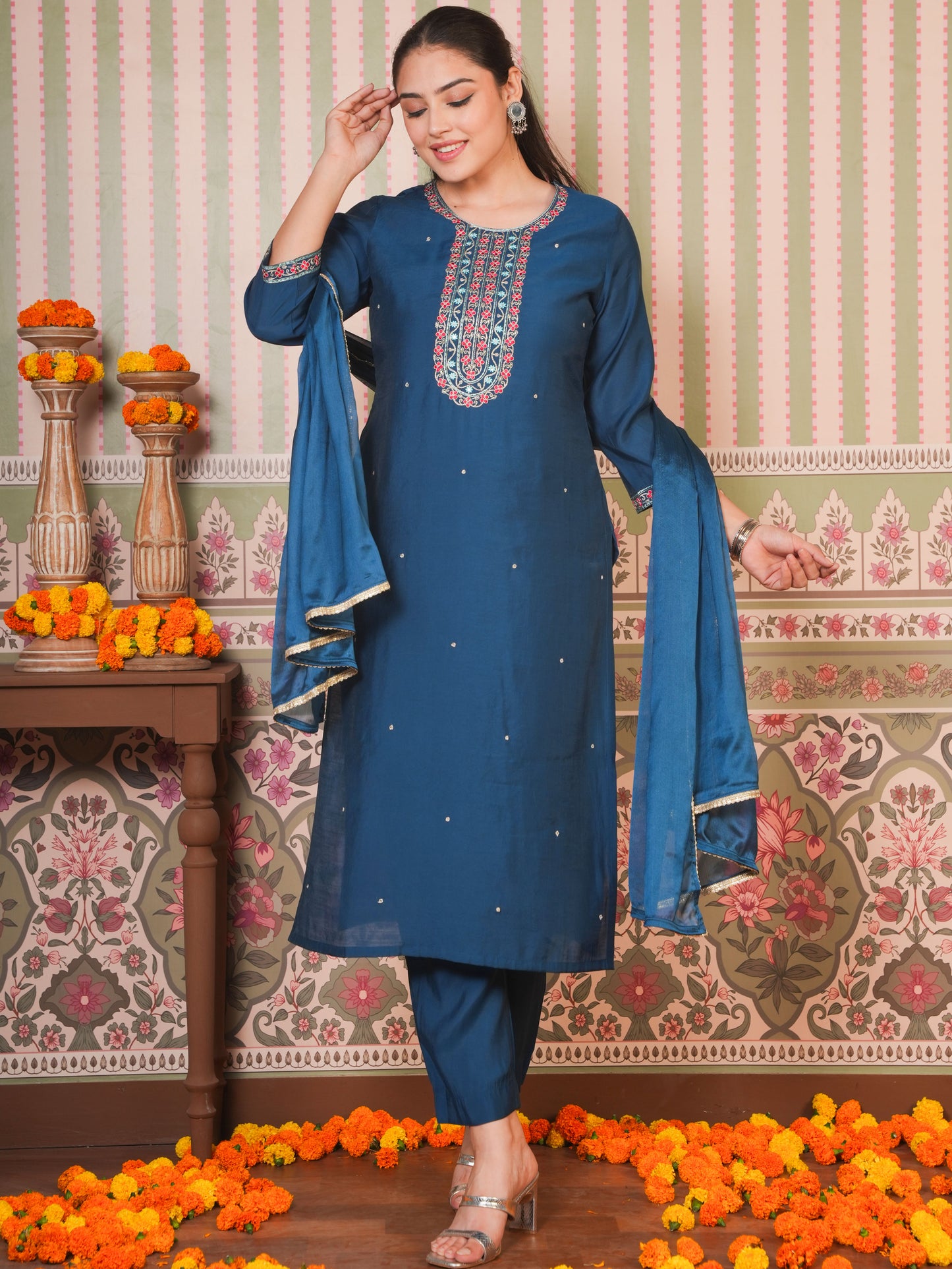 Embroidered Chanderi Solid Straight Teal Kurta