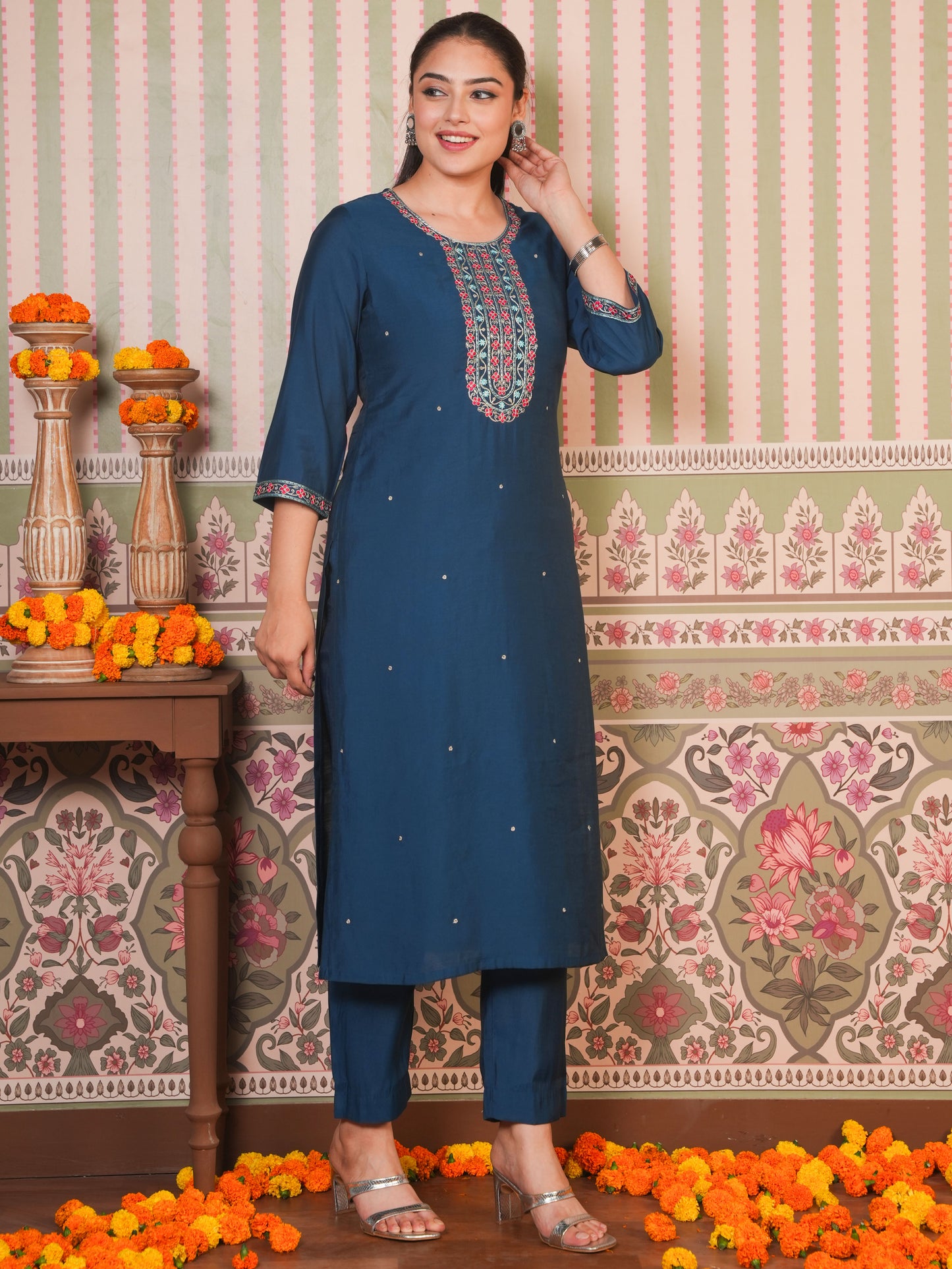 Embroidered Chanderi Solid Straight Teal Kurta
