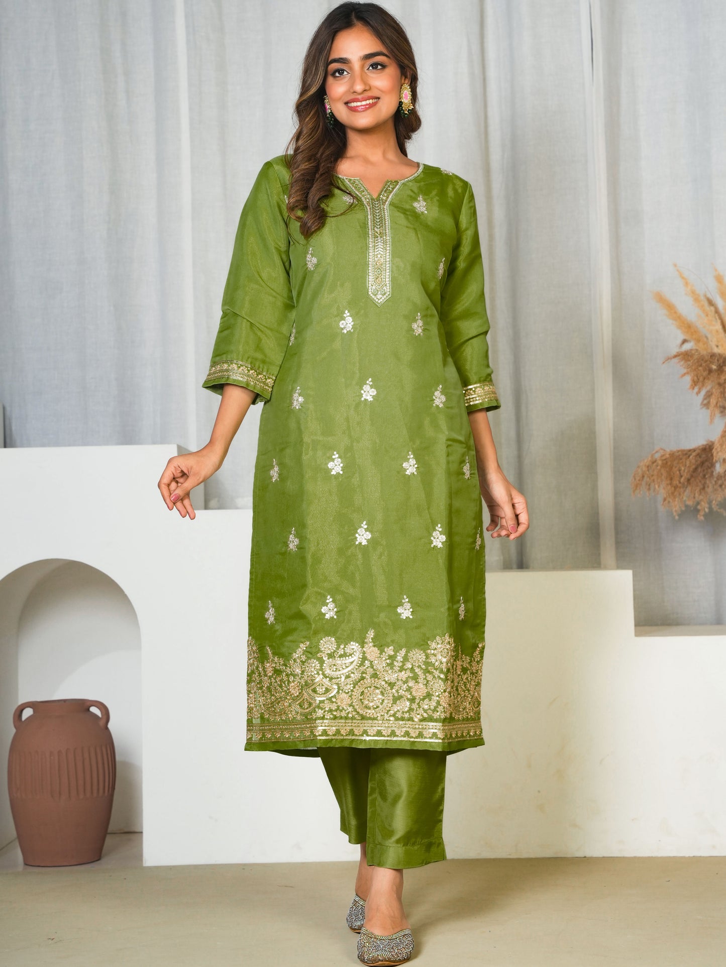 Embroidered Tissue Solid Straight Light Green Kurta