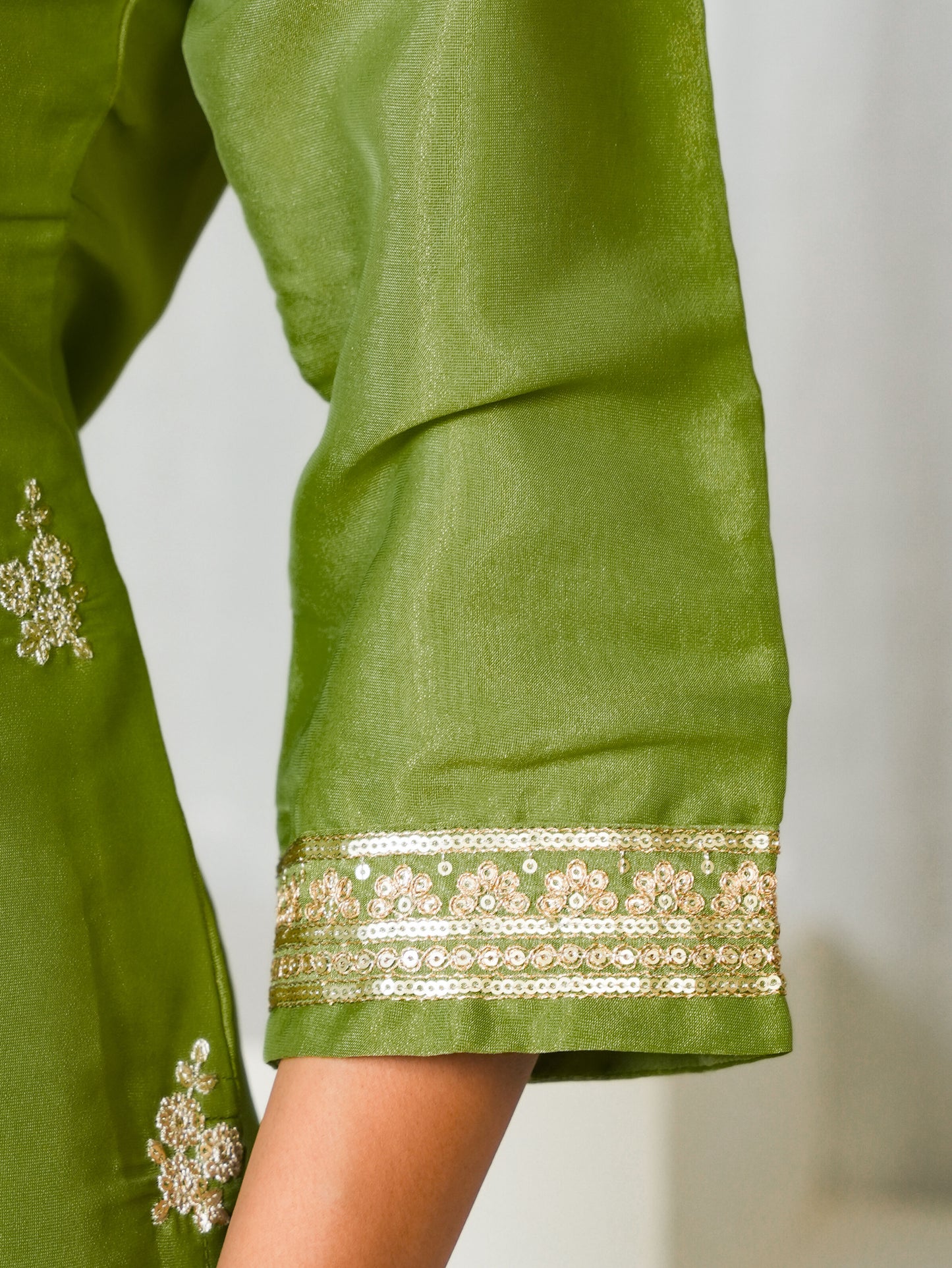 Embroidered Tissue Solid Straight Light Green Kurta