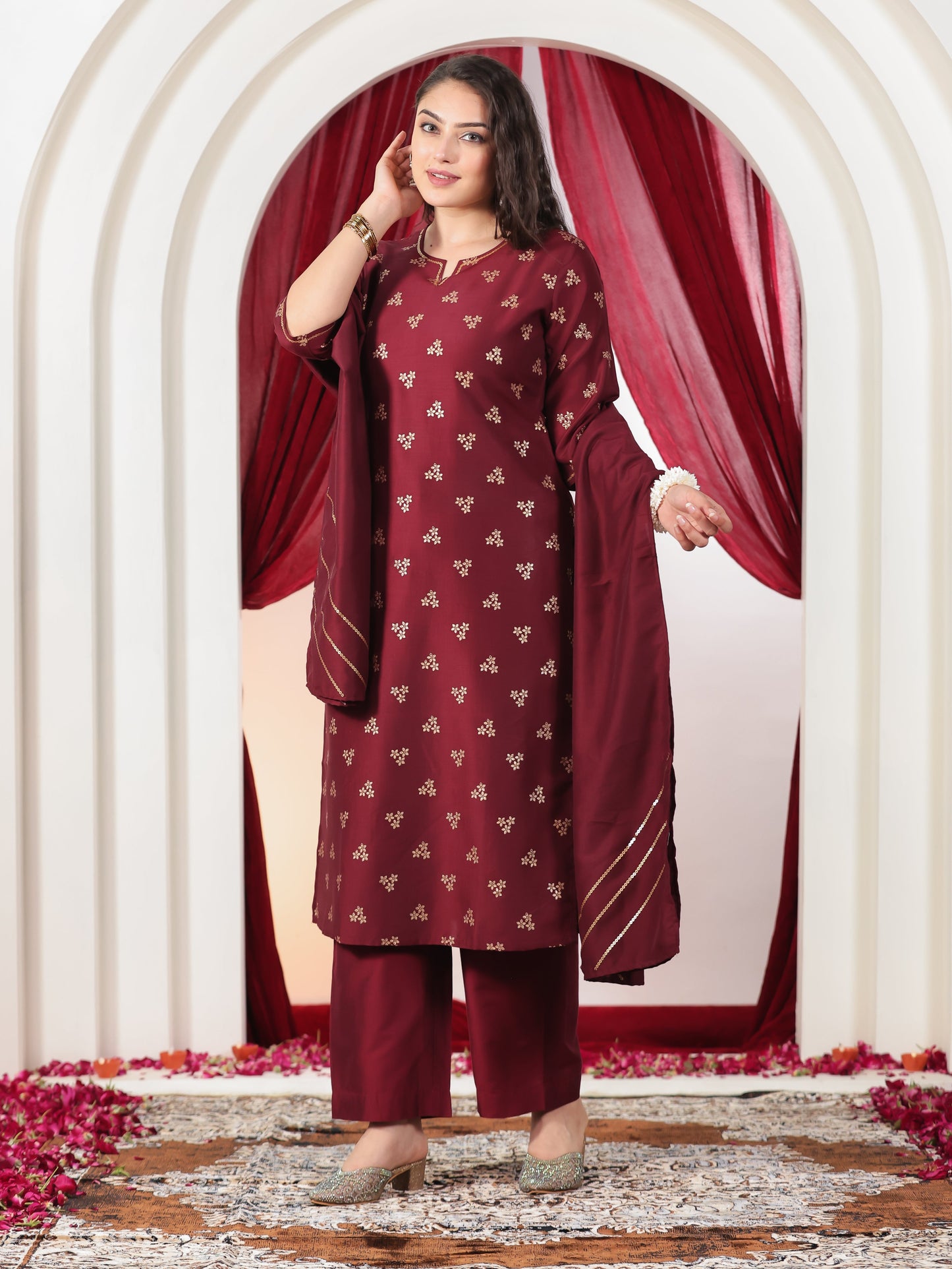 Embroidered Muslin Solid Maroon Dupatta