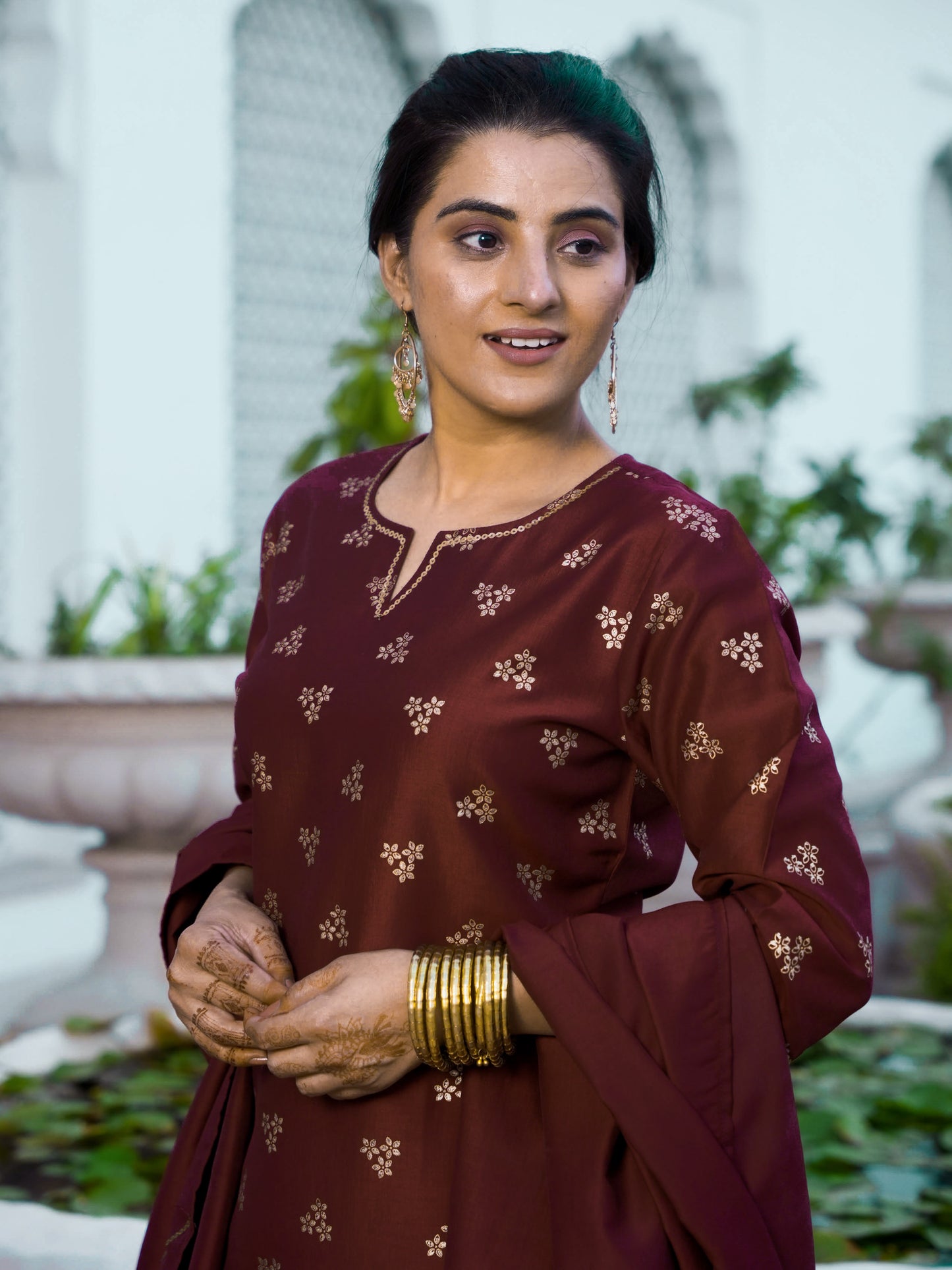 Embroidered Chinon Gold foil Straight Maroon Kurta