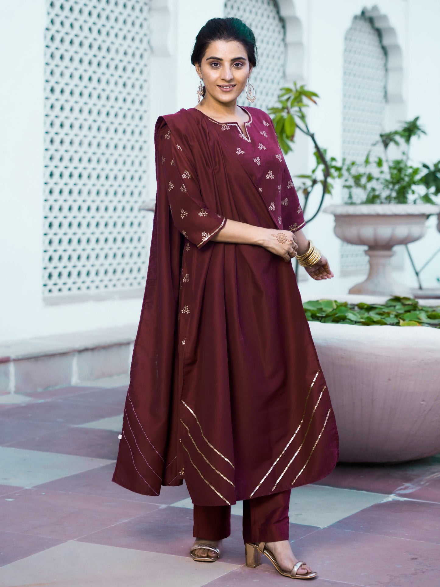 Embroidered Chinon Gold foil Straight Maroon Kurta