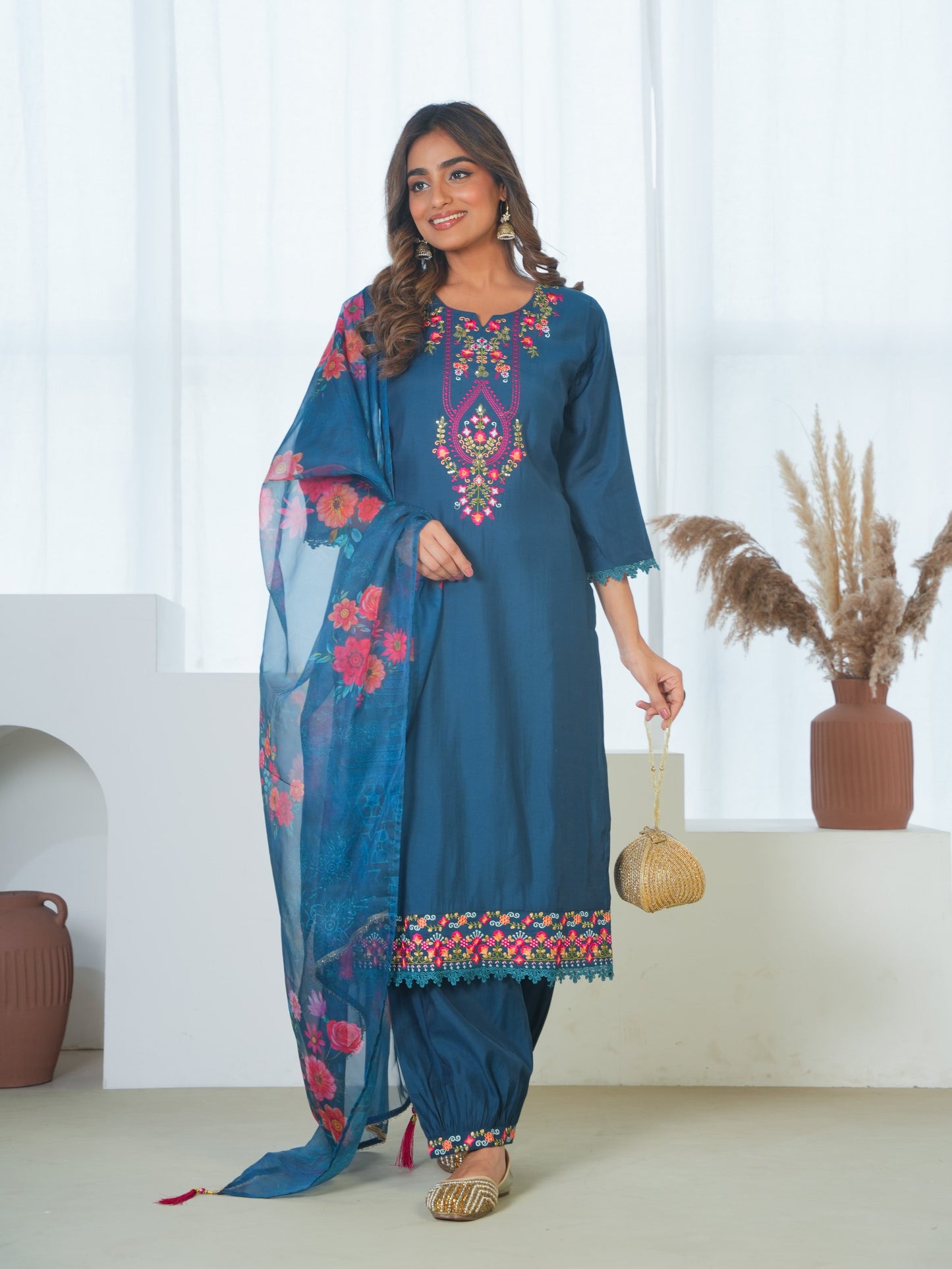 Embroidered Roman silk Solid Teal Kurta