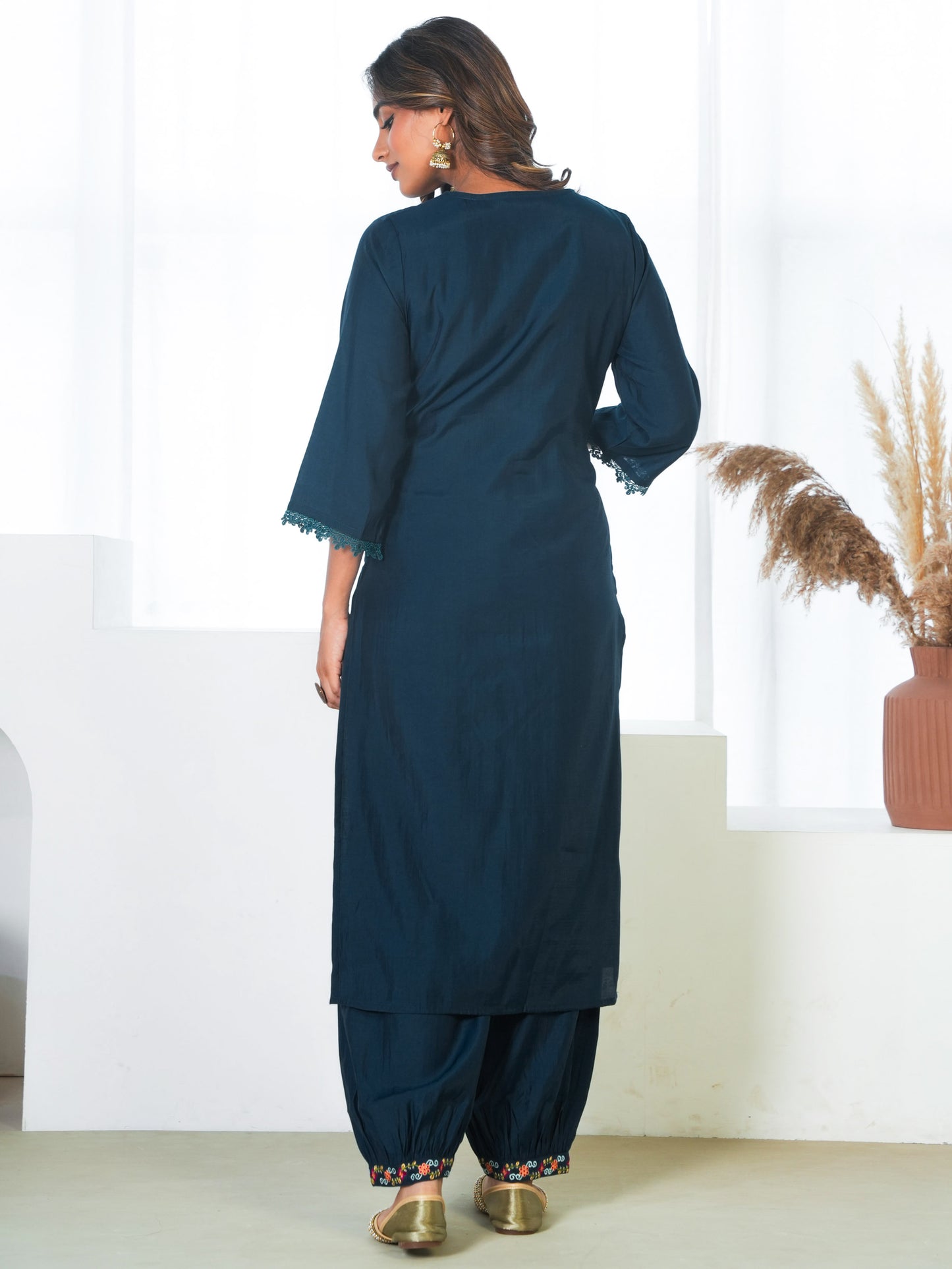 Embroidered Chanderi Solid Straight Teal Kurta
