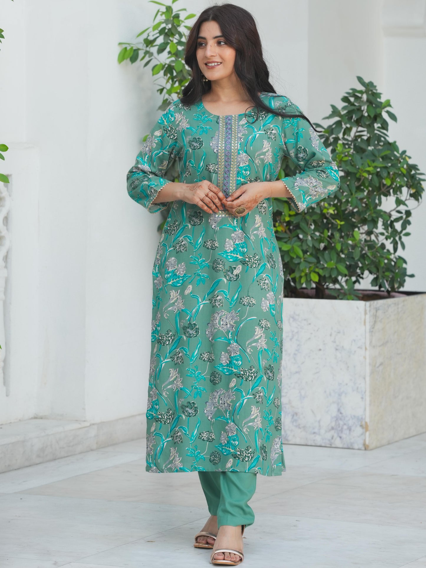 Embroidered Viscose Floral Sage Green Straight Kurta