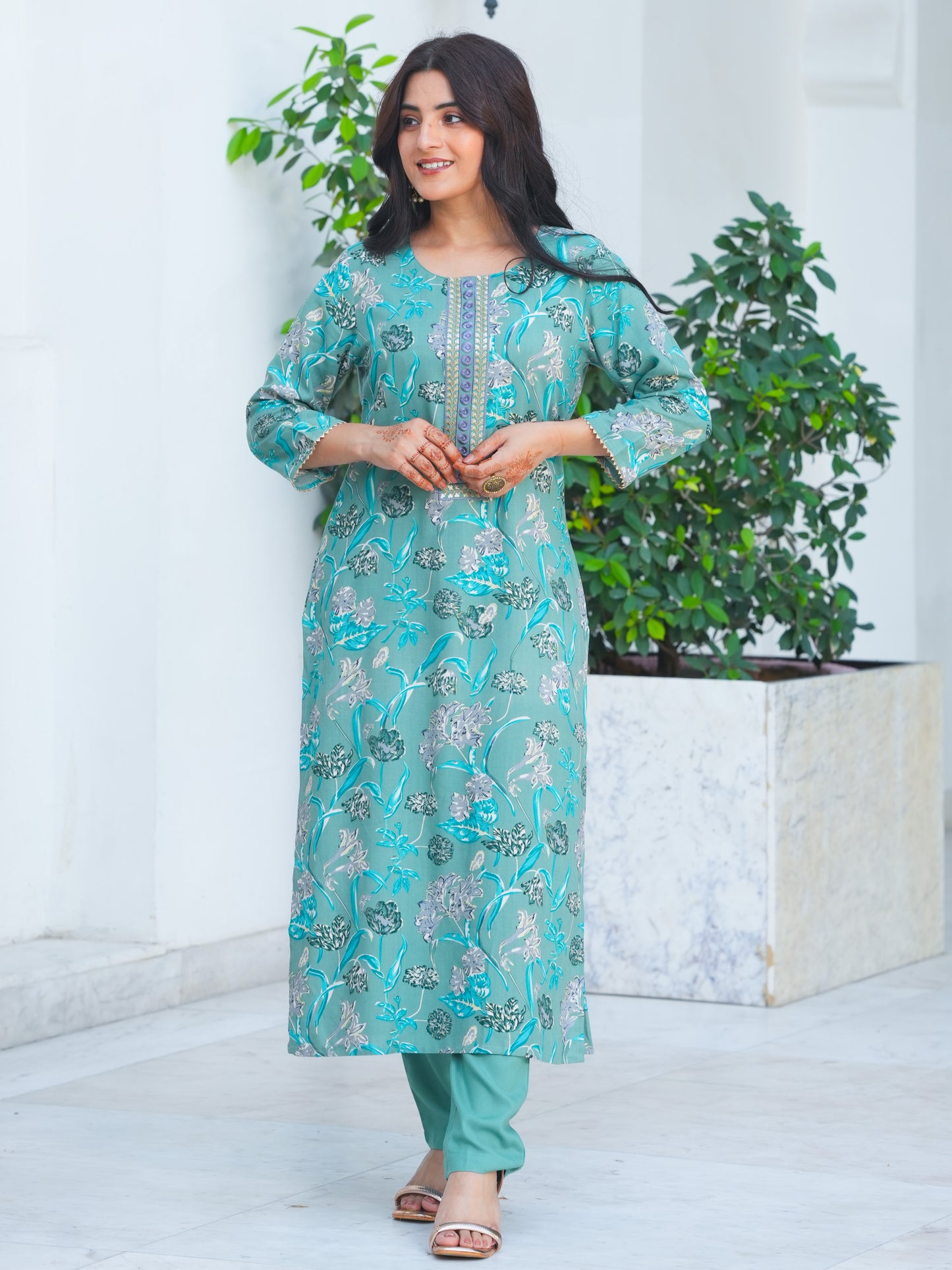 Embroidered Soft Cotton Floral Sage Green Kurta