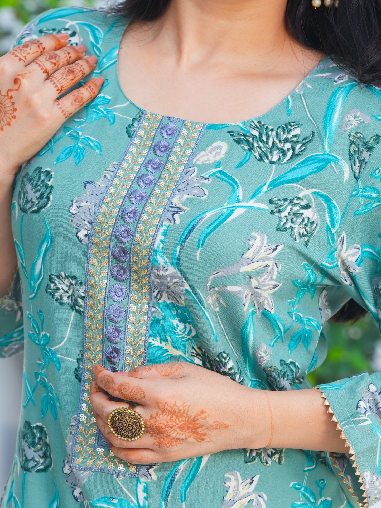Embroidered Soft Cotton Floral Sage Green Kurta