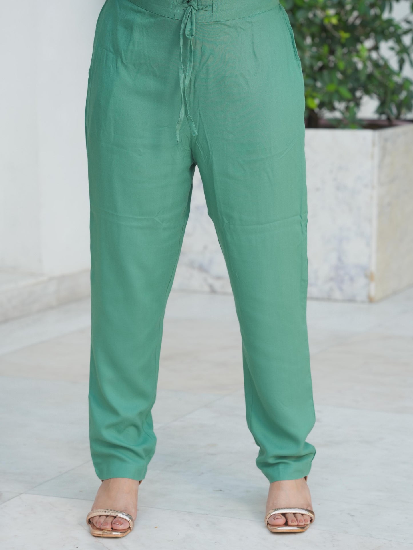 Embroidered Viscose Floral Sage Green Straight Kurta