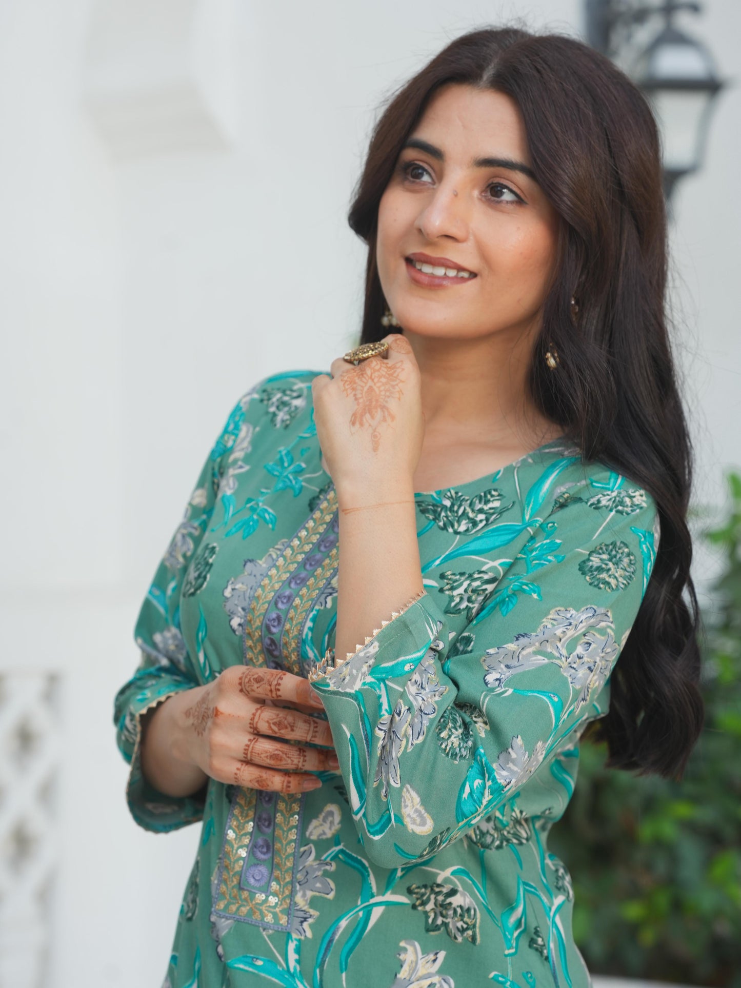 Embroidered Viscose Floral Sage Green Straight Kurta