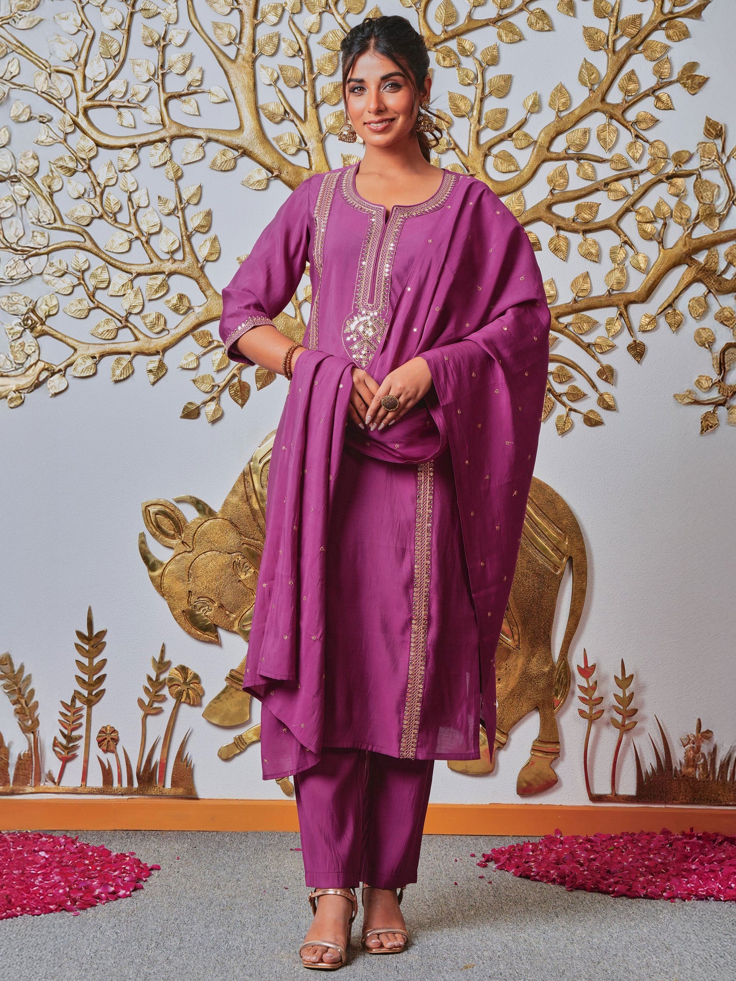 Embroidered Chanderi Solid Onion Pink Dupatta