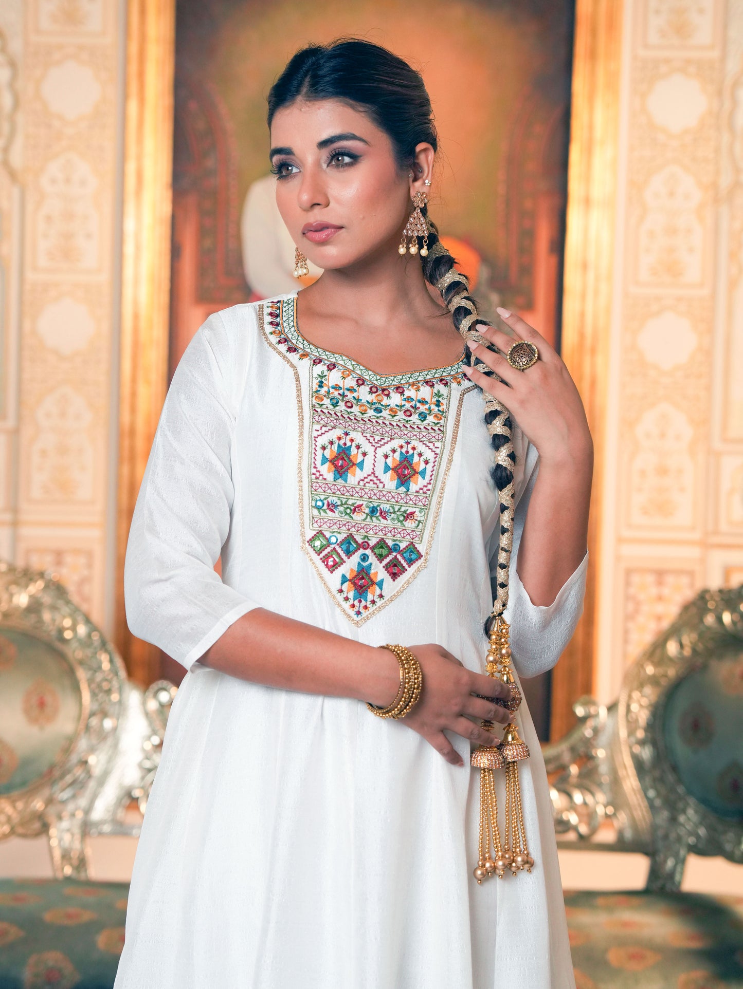 Embroidered Blended Silk Solid Straight White Kurta