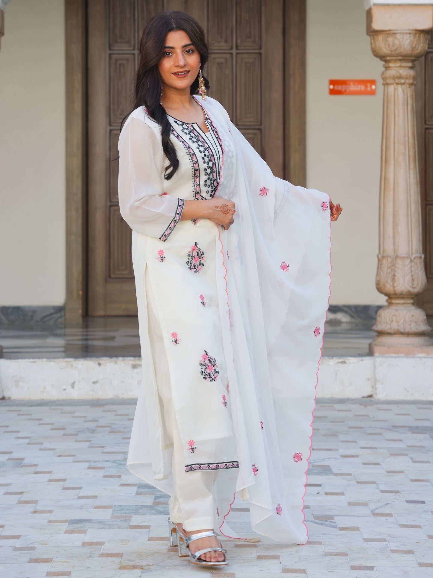 Embroidered Organza Solid Straight White Kurta