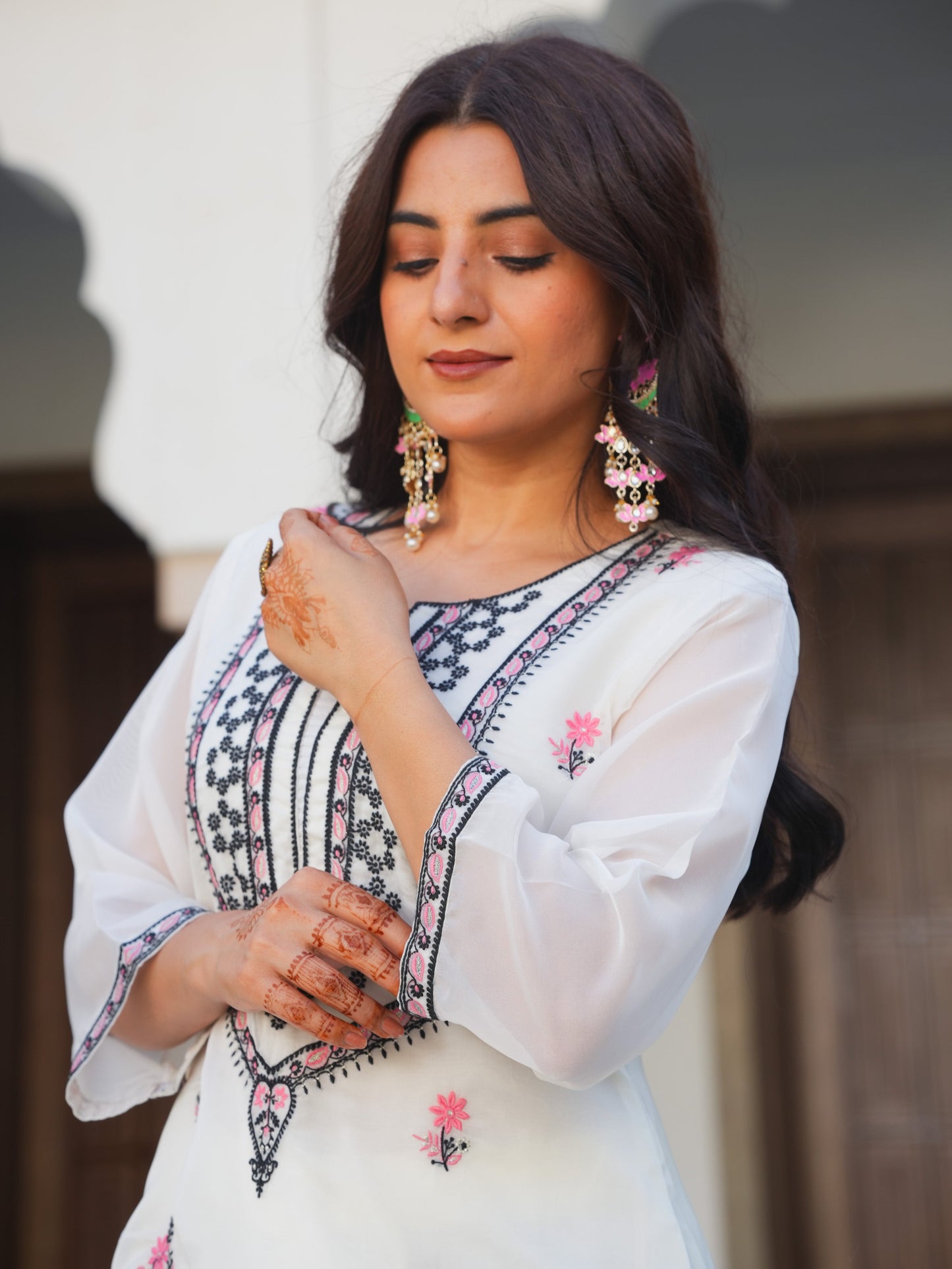 Embroidered Organza Solid White Kurta