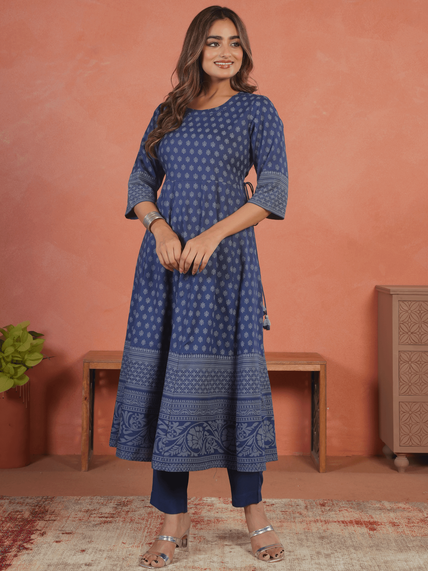 Embroidered Viscose Placement Print Indigo blue Kurta