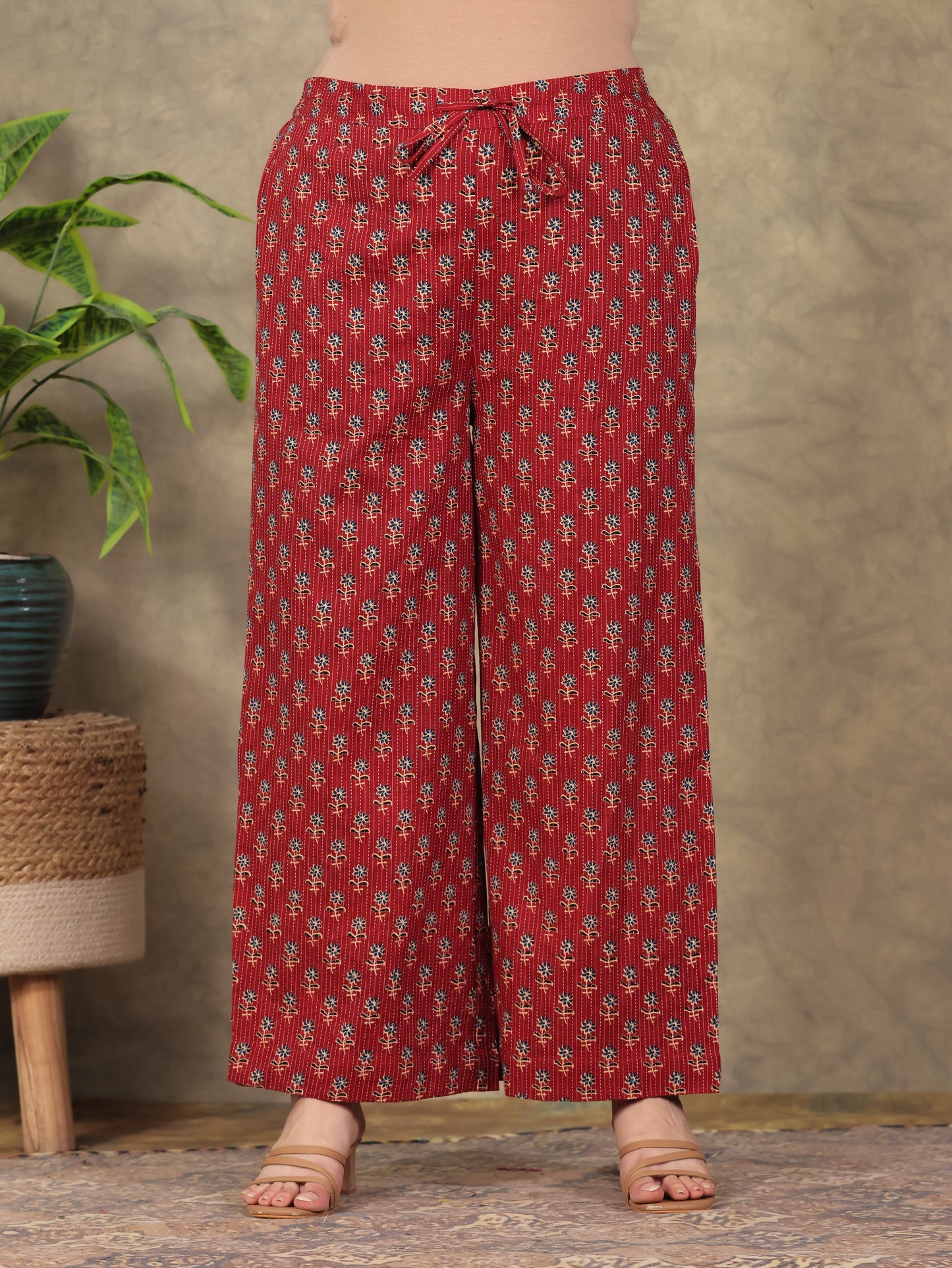 Embroidered Kantha Cotton Floral Straight Rust Kurta