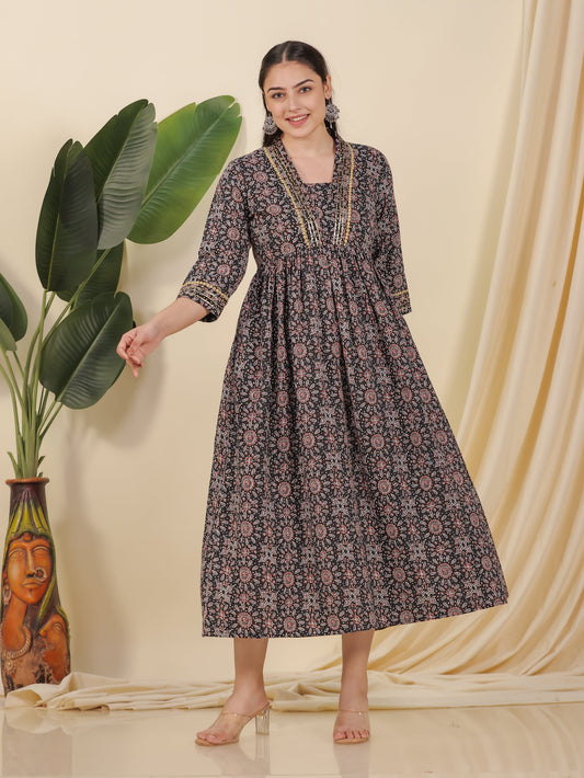 Embroidered Kantha Cotton Geometric Anarkali Black Dress