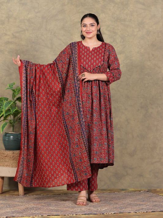 Embroidered Kantha Cotton Floral Flared Red Kurta