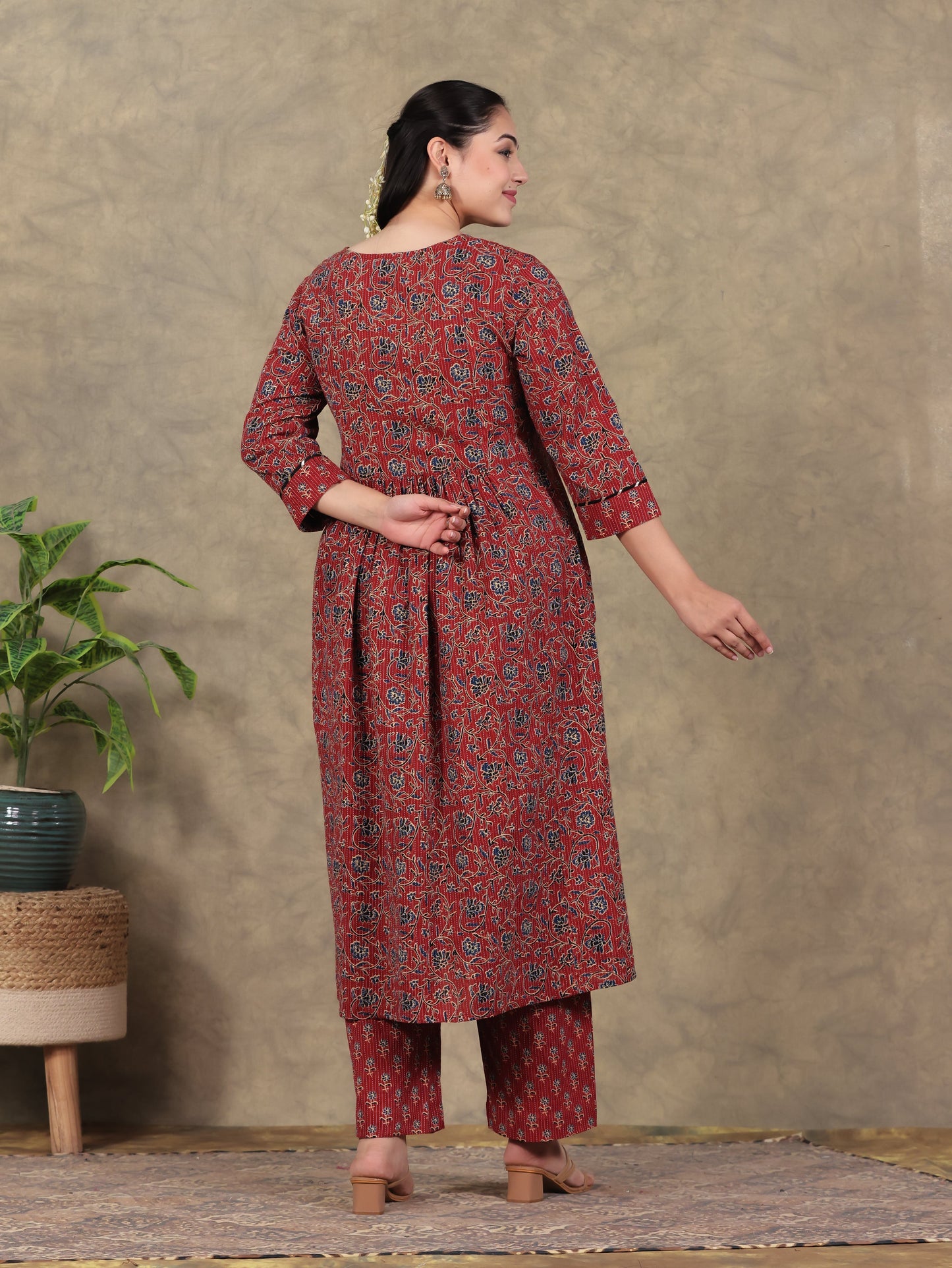 Embroidered Kantha Cotton Floral Flared Red Kurta